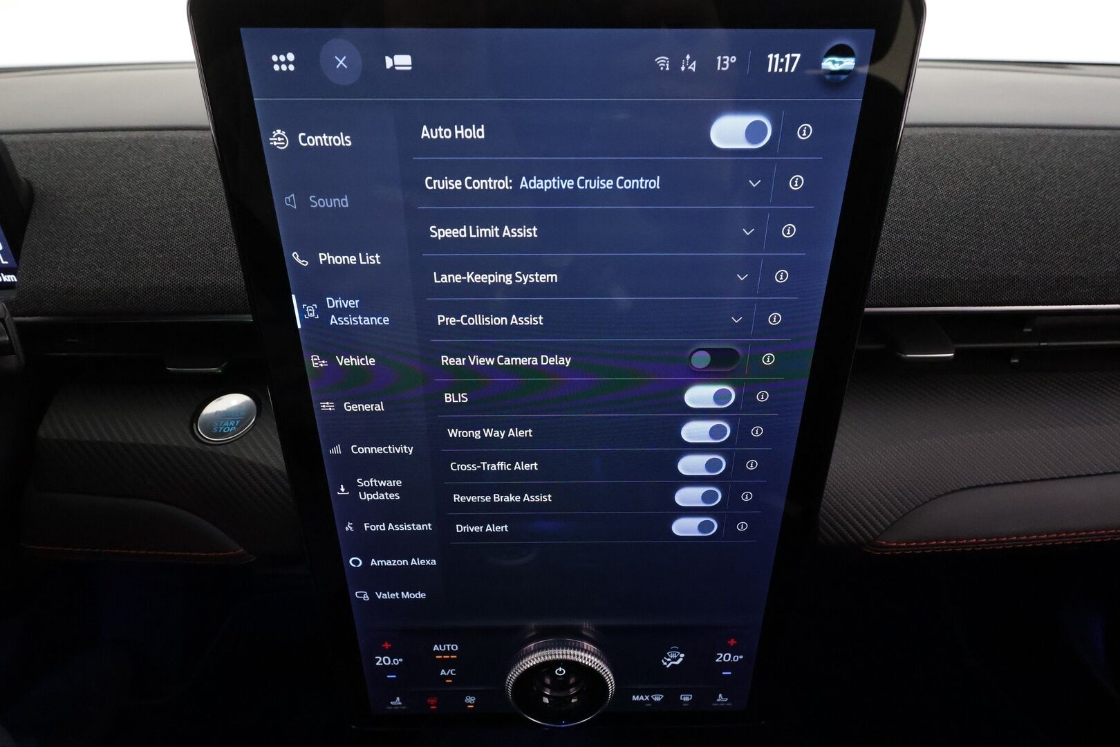 FORD MUSTANG MACH-E 2022 351hv A1 AWD * B&O / ACC / LED / 360 / Muistipenkki / Navi / Kaistavahti / Keyless * - 2x Latauskaapelit