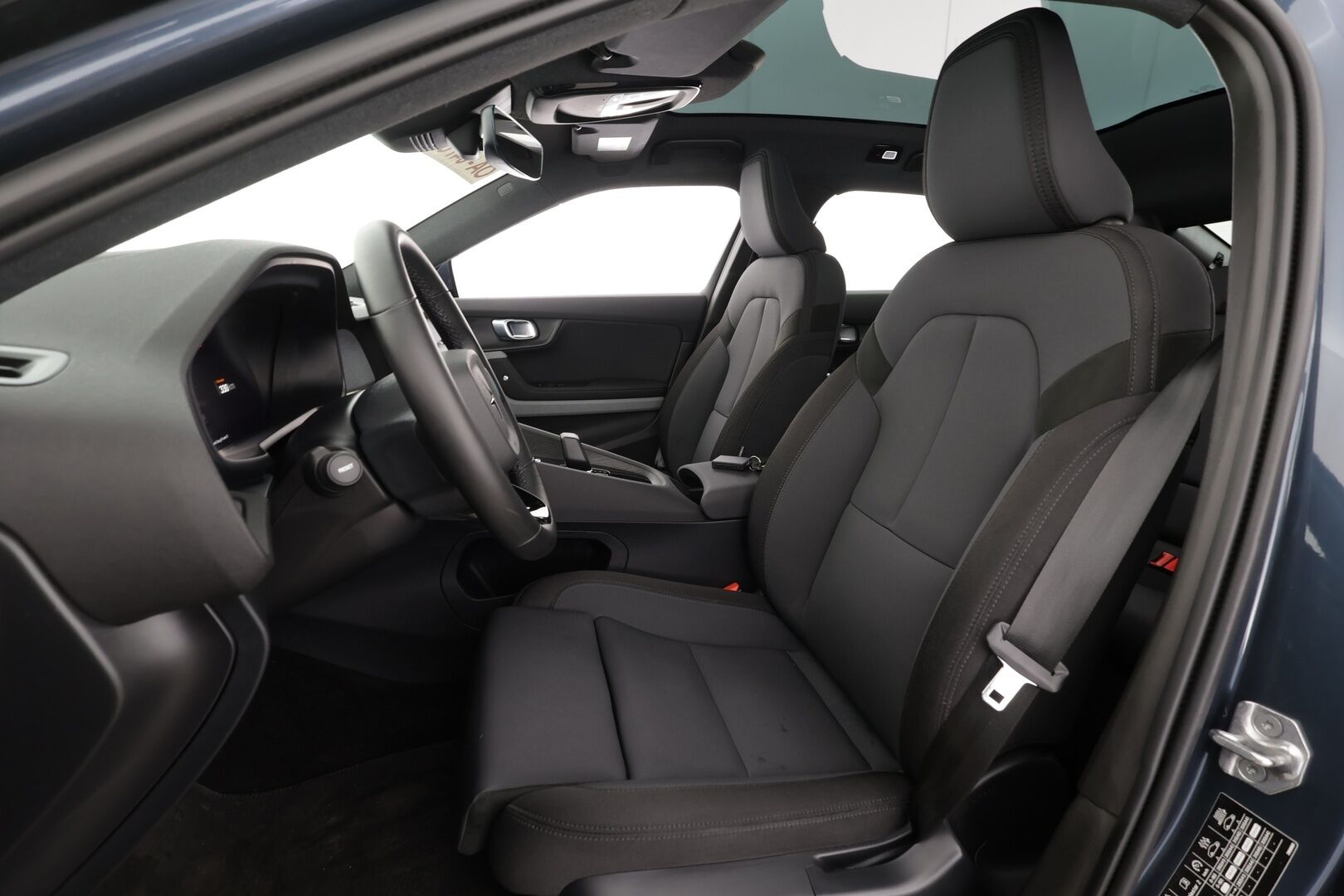 POLESTAR 2 2022 Dual Motor * ACC / ILP / Pixel-LED / Lasikatto / H&K / 360-Kamera / Sporttipenkki Muistilla * - Pilot&Plus / Akkut kuntotarkastettu