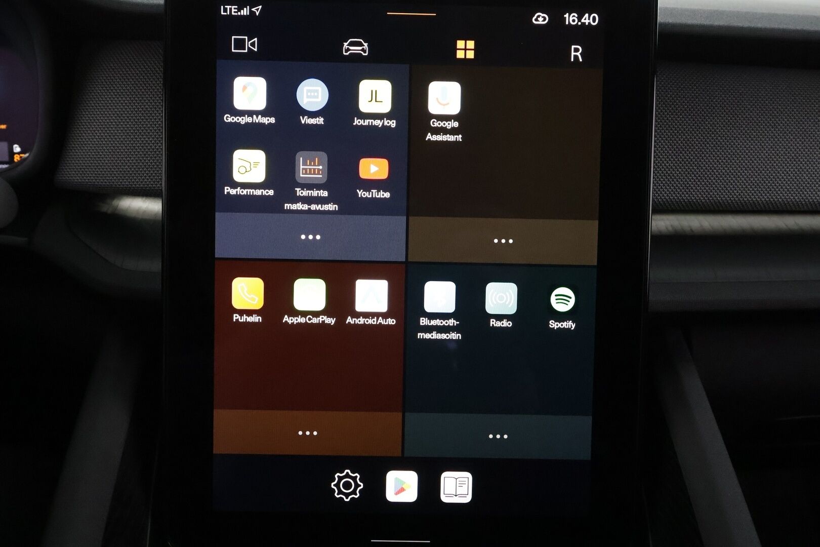 POLESTAR 2 2022 Dual Motor * ACC / ILP / Pixel-LED / Lasikatto / H&K / 360-Kamera / Sporttipenkki Muistilla * - Pilot&Plus / Akkut kuntotarkastettu