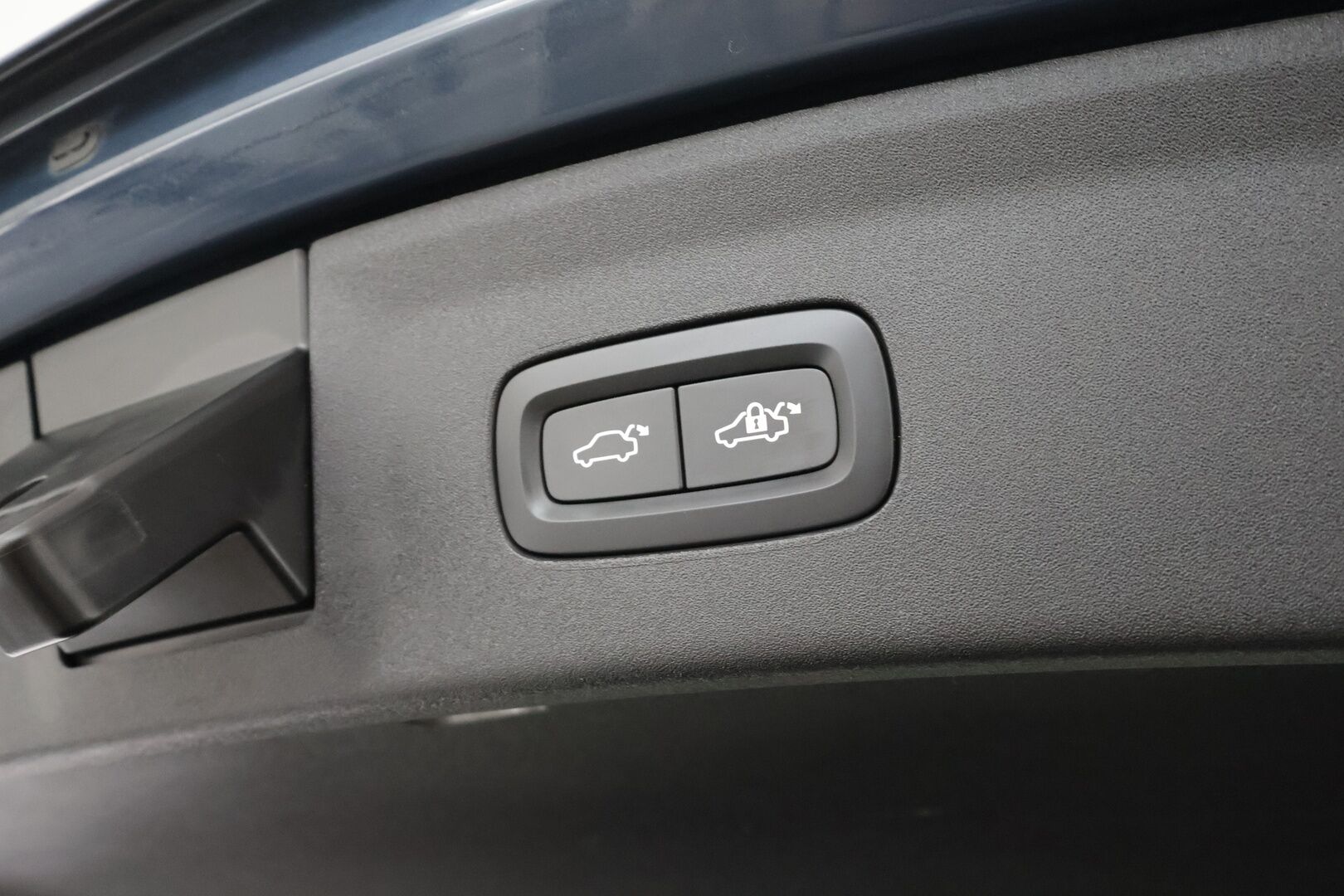 POLESTAR 2 2022 Dual Motor * ACC / ILP / Pixel-LED / Lasikatto / H&K / 360-Kamera / Sporttipenkki Muistilla * - Pilot&Plus / Akkut kuntotarkastettu