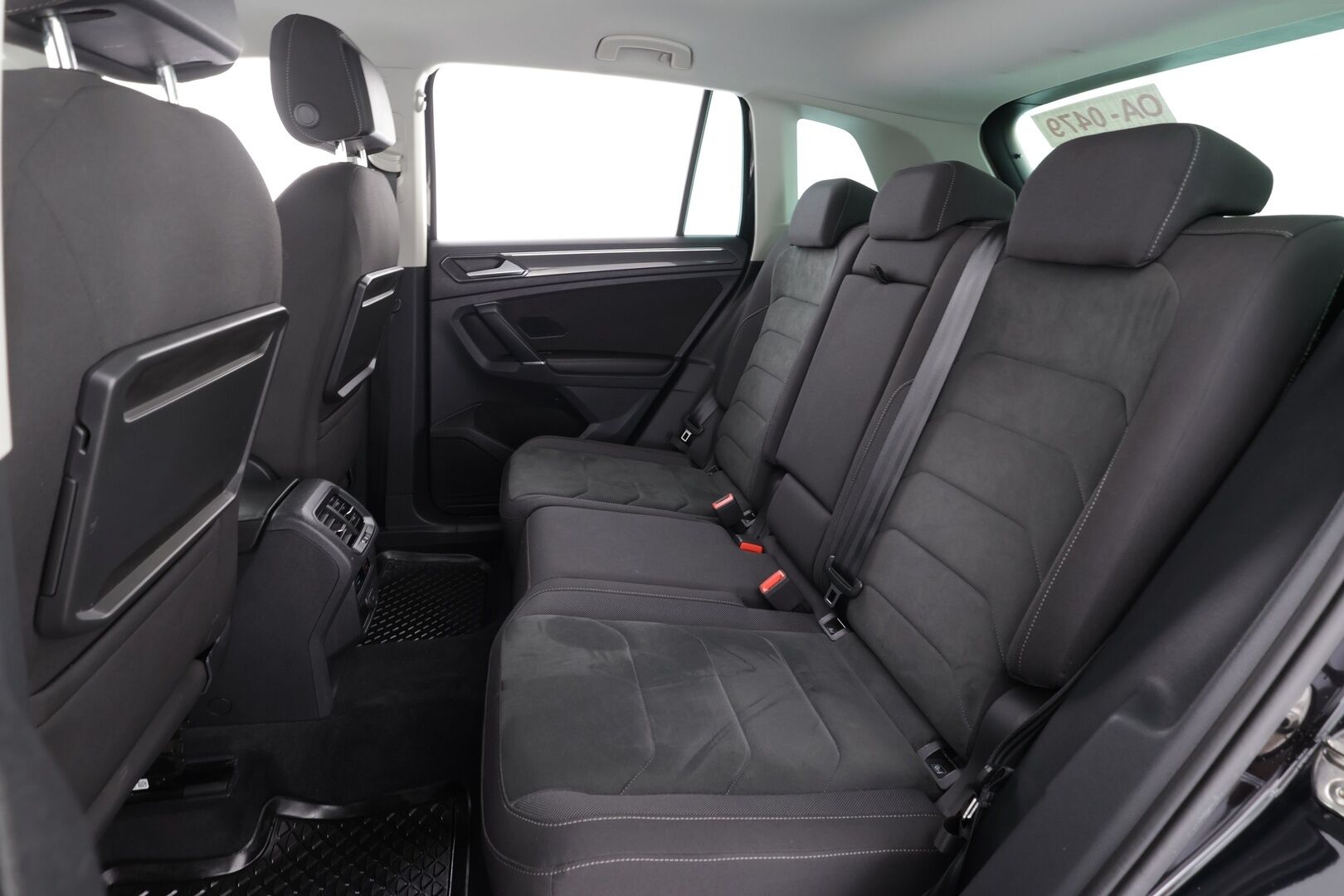 VOLKSWAGEN TIGUAN 2018 Comfortline 2,0 TDI SCR 140 kW 4MOTION DSG - | Webasto | ACC | LED | P.Kamera | Digimittaristo | Keyless |