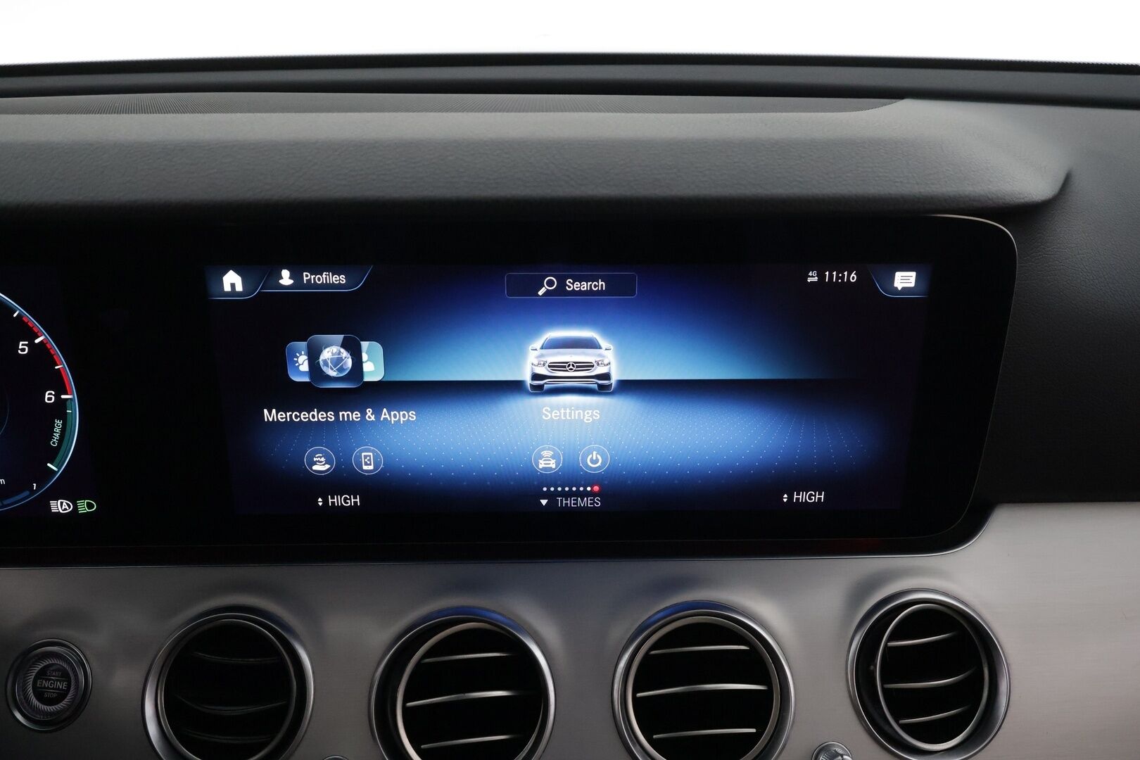 MERCEDES-BENZ E 2021 300 de T A Business Avantgarde * Distronic / Multibeam / Panorama / 360 / Sportpenkit / Widescreen * - Kahdet renkaat aluvanteilla