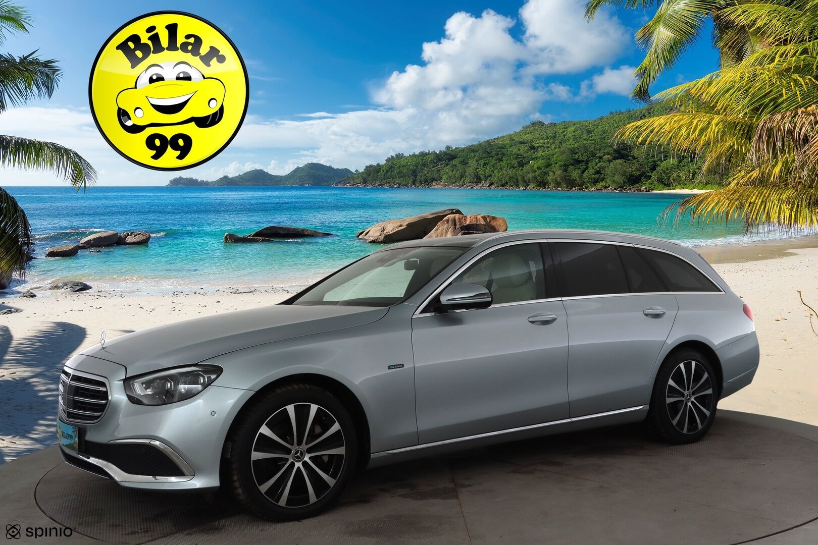 MERCEDES-BENZ E 2021 300 de T A Business Avantgarde * Distronic / Multibeam / Panorama / 360 / Sportpenkit / Widescreen * - Kahdet renkaat aluvanteilla