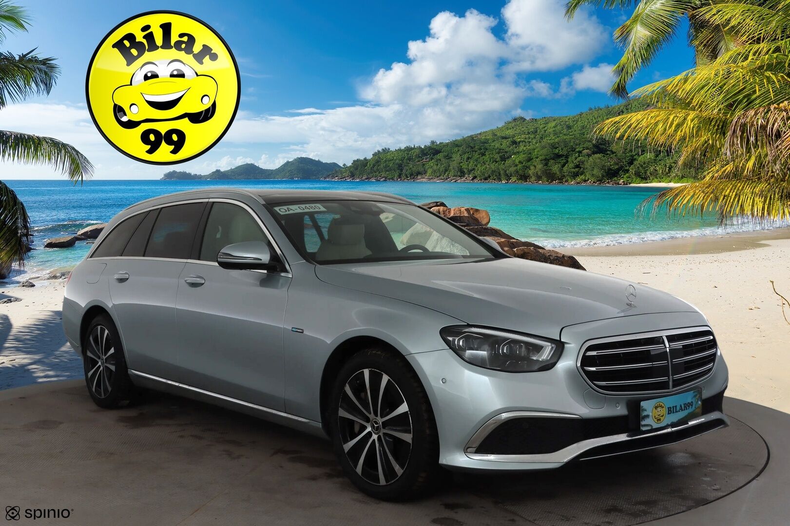 MERCEDES-BENZ E 2021 300 de T A Business Avantgarde * Distronic / Multibeam / Panorama / 360 / Sportpenkit / Widescreen * - Kahdet renkaat aluvanteilla