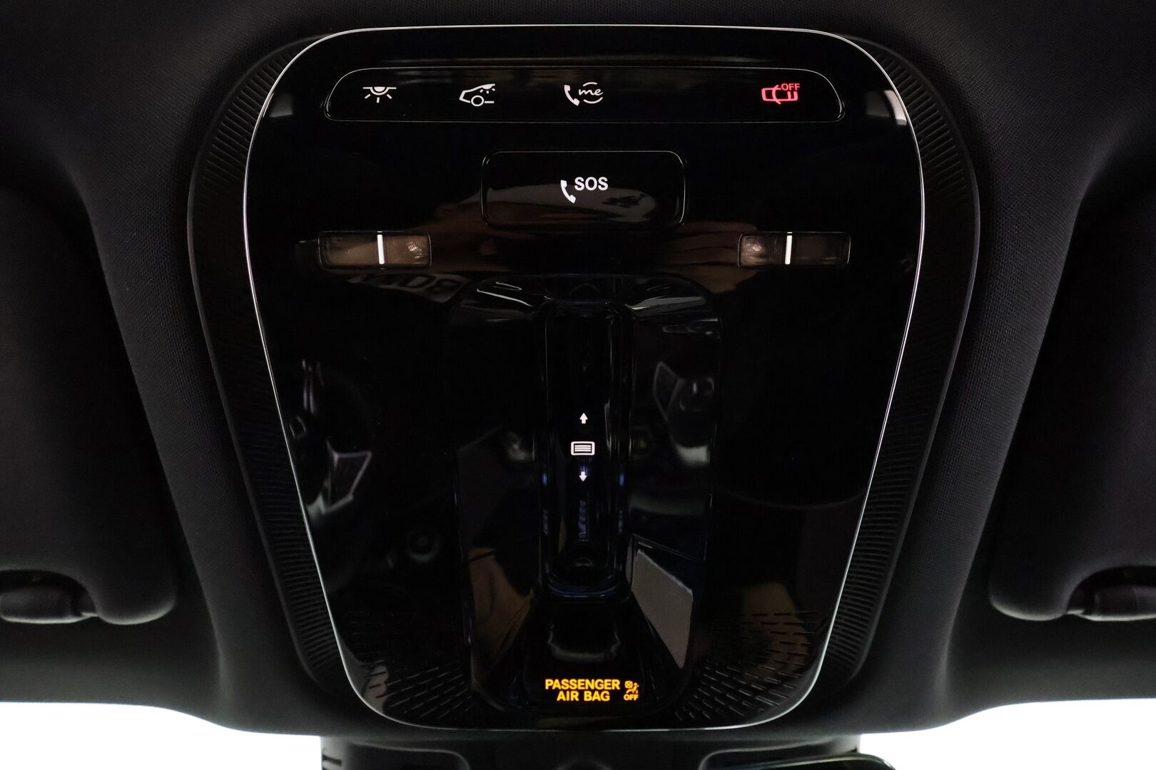 MERCEDES-BENZ EQE 2025 300 * Distronic Pro / HUD / P.kamera / ILP / Muistipenkit / Panorama / KeylessGo / Nahat / Navi * - Akku kuntotarkastettu 