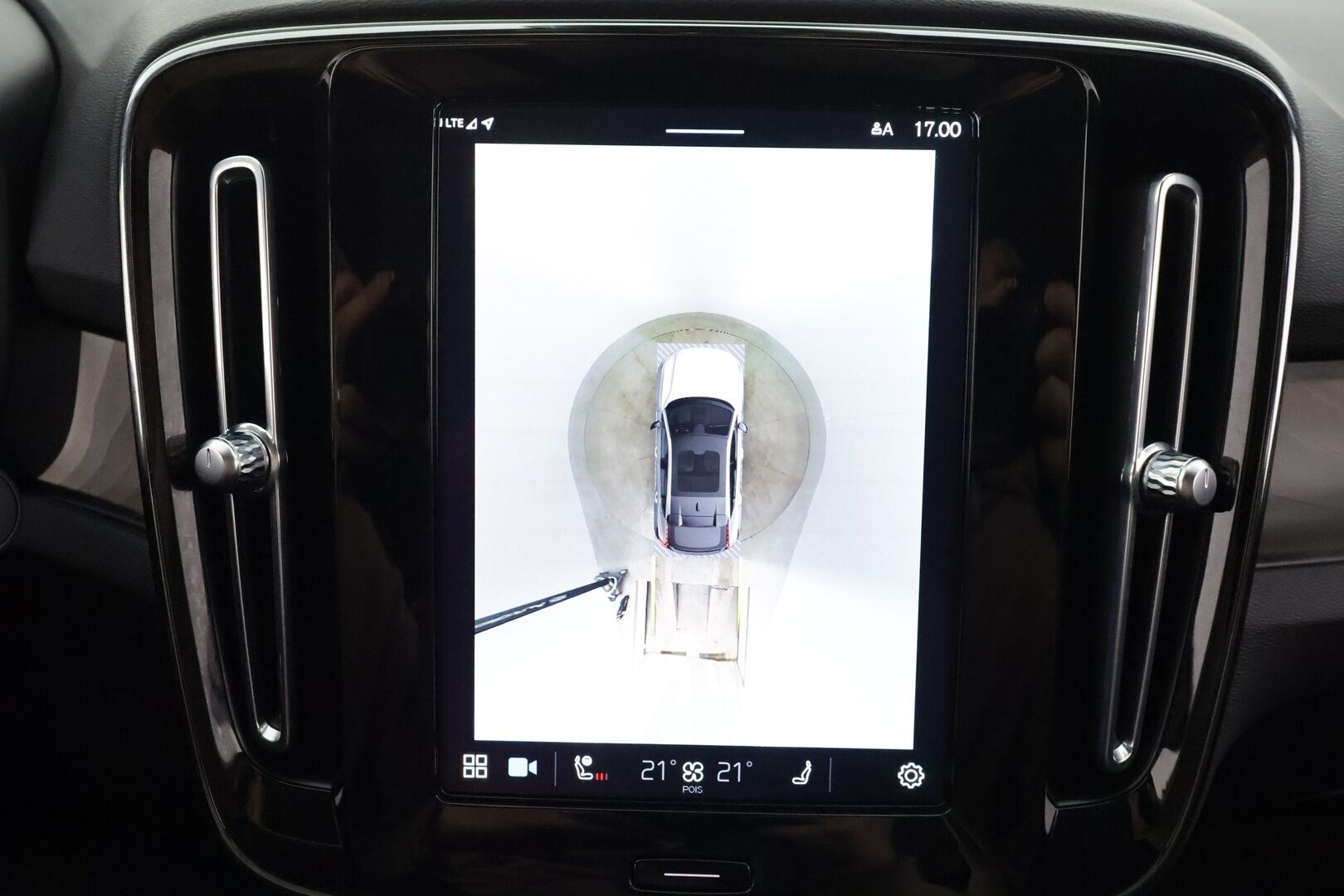 Volvo C40 2023 Recharge Twin Ultimate aut * ACC / 360° / ILP / H&K / Muistipenkki / Lasikatto / Puolinahat / BLIS / KeylessGo *