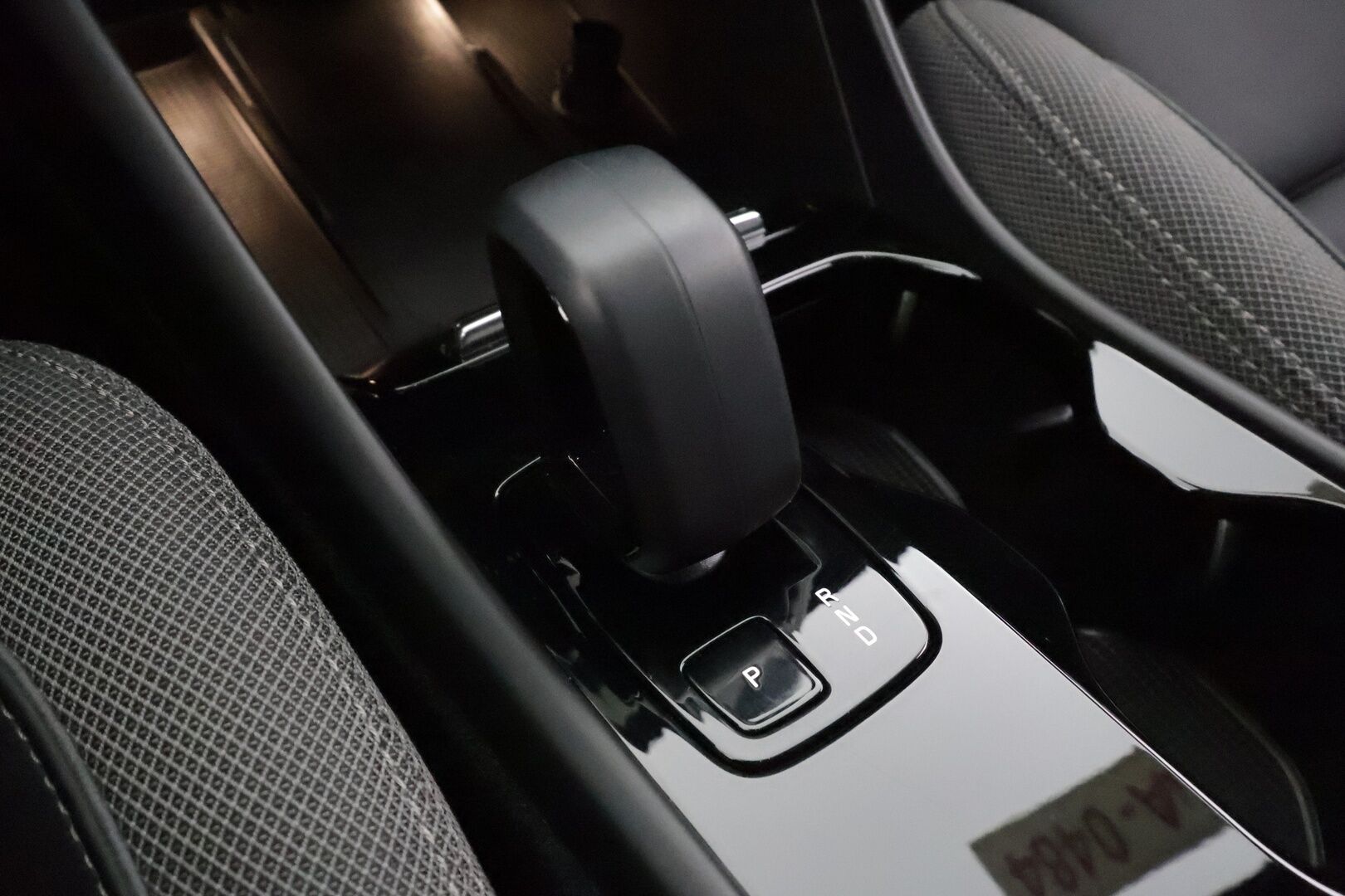 Volvo C40 2023 Recharge Twin Ultimate aut * ACC / 360° / ILP / H&K / Muistipenkki / Lasikatto / Puolinahat / BLIS / KeylessGo *