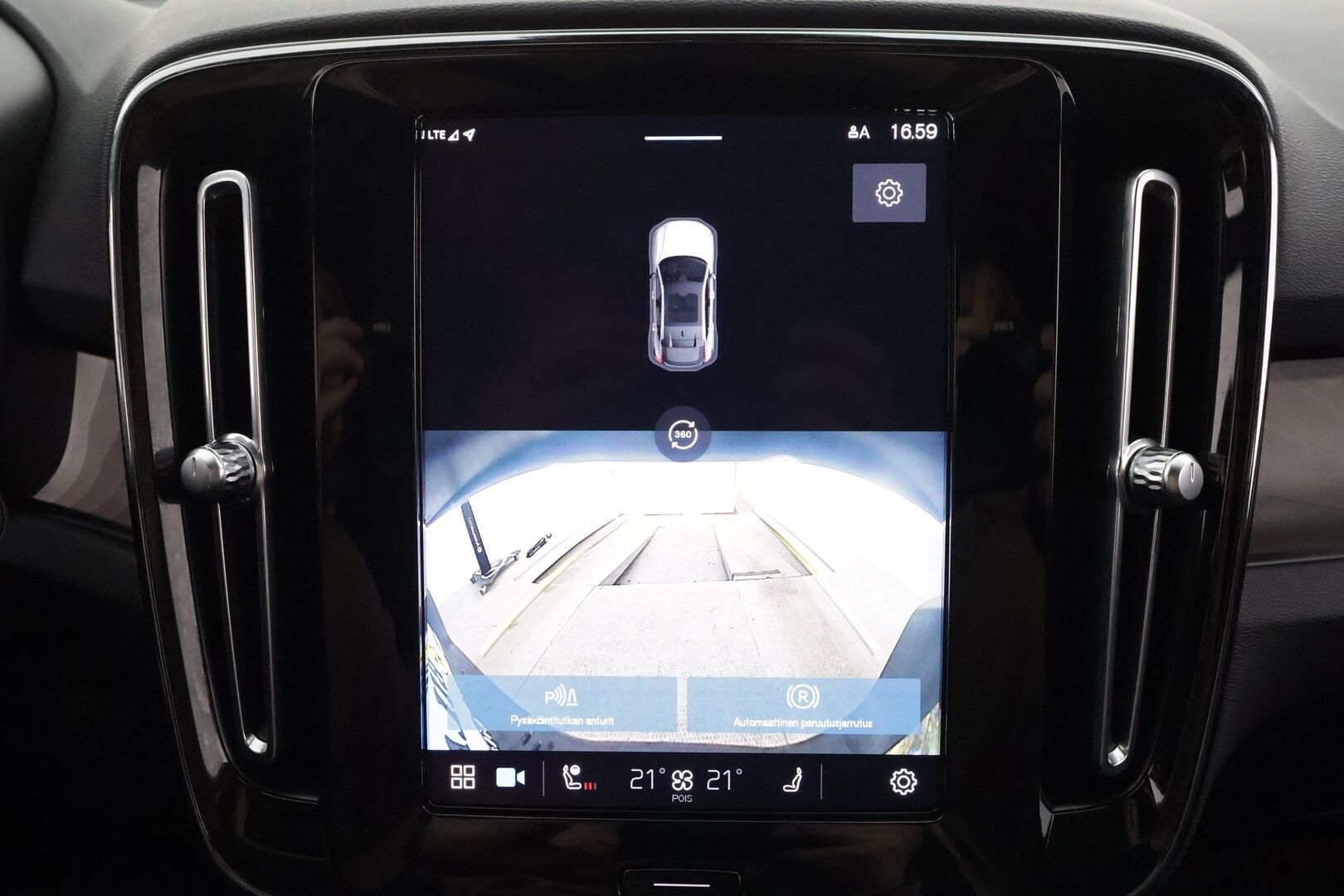 Volvo C40 2023 Recharge Twin Ultimate aut * ACC / 360° / ILP / H&K / Muistipenkki / Lasikatto / Puolinahat / BLIS / KeylessGo *