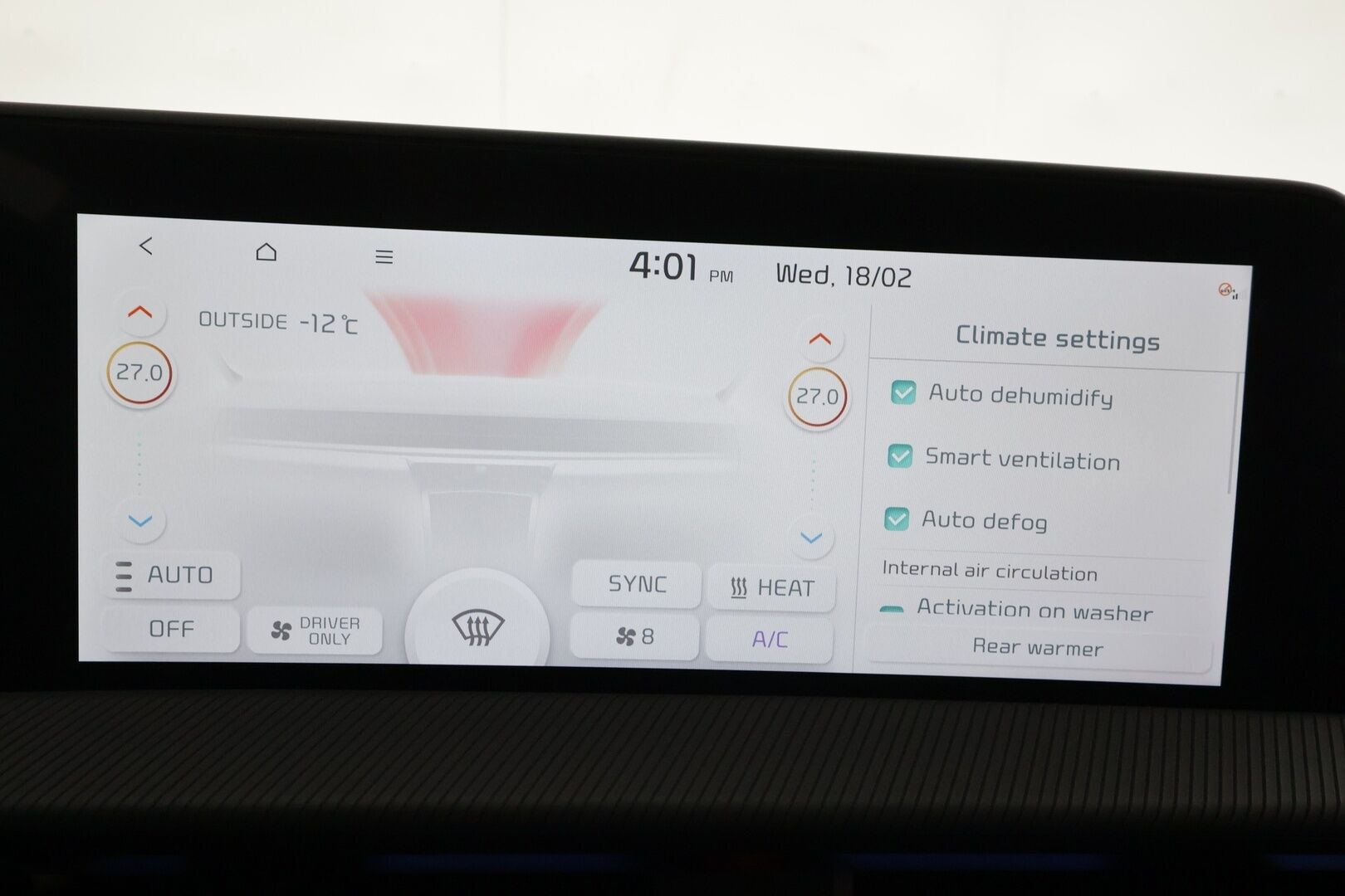 KIA EV6 2023 GT-Line AWD * ACC / Koukku / ILP / LED / 360 / Ilmastoitu Muistipenkki / Navi / Keyless * - Kahdet renkaat aluvanteilla / Merkkihuollettu