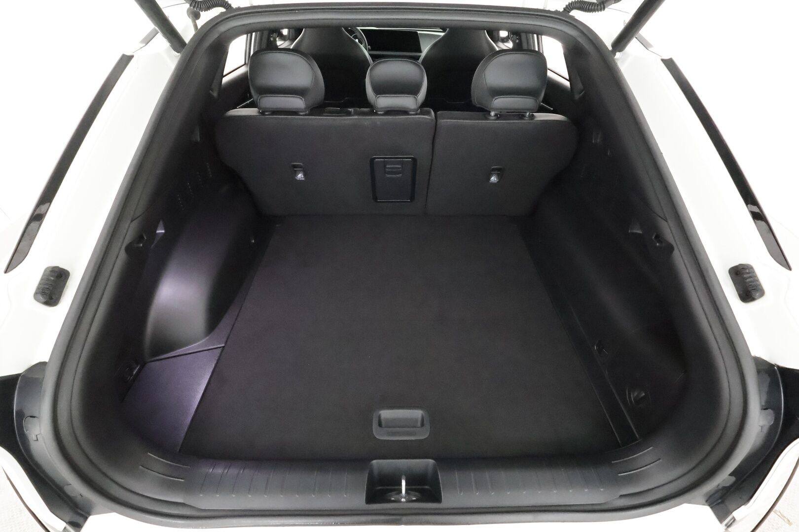 KIA EV6 2023 GT-Line AWD * ACC / Koukku / ILP / LED / 360 / Ilmastoitu Muistipenkki / Navi / Keyless * - Kahdet renkaat aluvanteilla / Merkkihuollettu