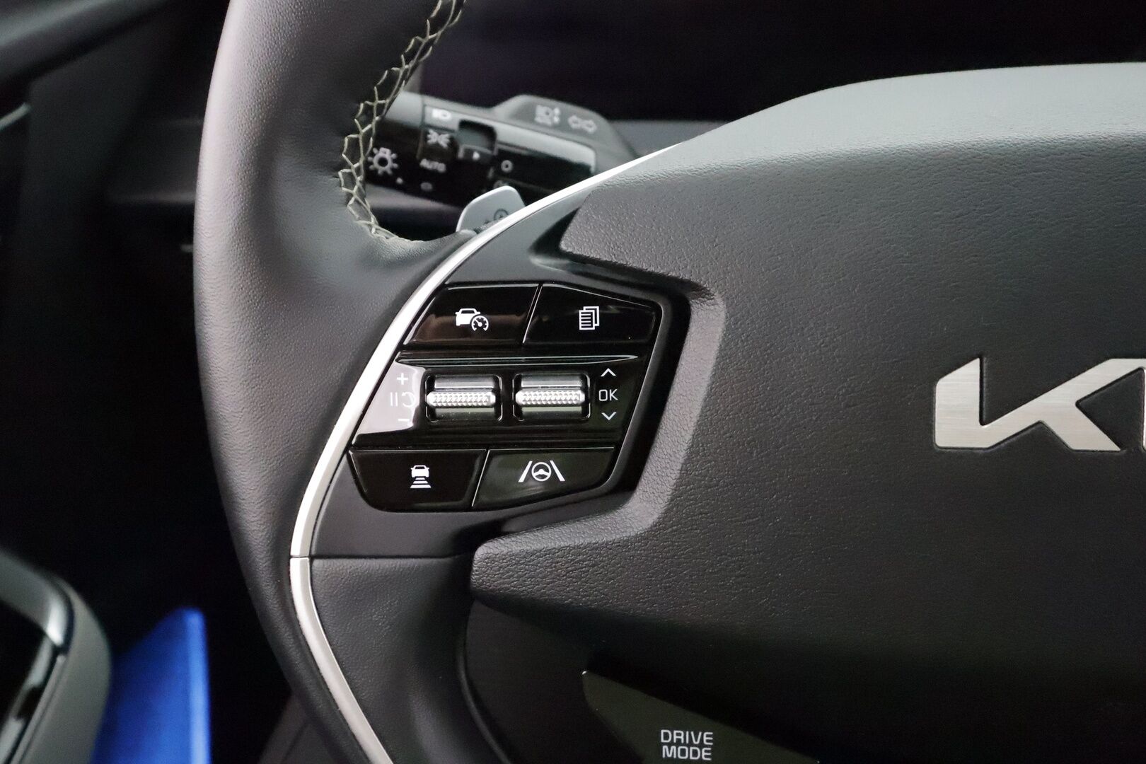 KIA EV6 2023 GT-Line AWD * ACC / Koukku / ILP / LED / 360 / Ilmastoitu Muistipenkki / Navi / Keyless * - Kahdet renkaat aluvanteilla / Merkkihuollettu