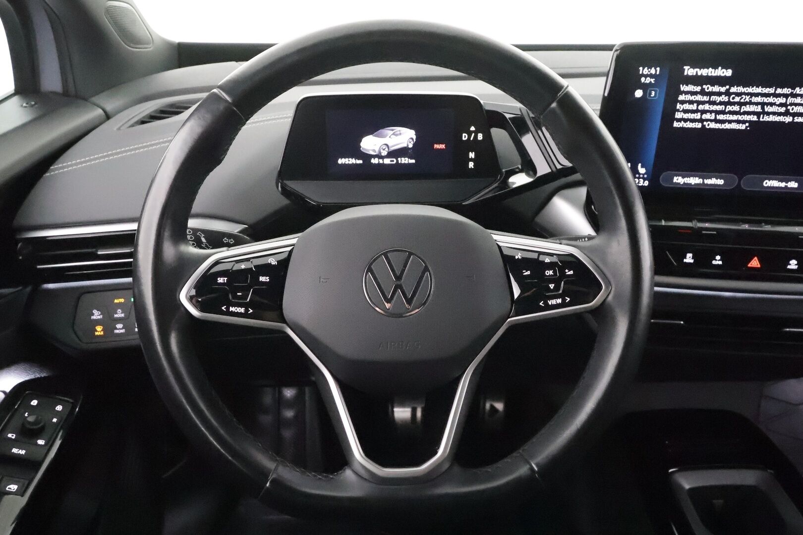 VOLKSWAGEN ID.5 2023 Pro Performance 150 kW Top Sport, akku 77 kWh * Lämpöpumppu / Vetokoukku / Matrix LED / Peruutuskamera / Hierovat Muistipenkit / Adapt.Vakkari - Akku kuntotarkastettu SoH 95,6% / Kahdet renkaat aluvanteilla / Merkkihuollot! - HULLUT AVAJAISHULINAT KORKOTARJOUS 3,29 %