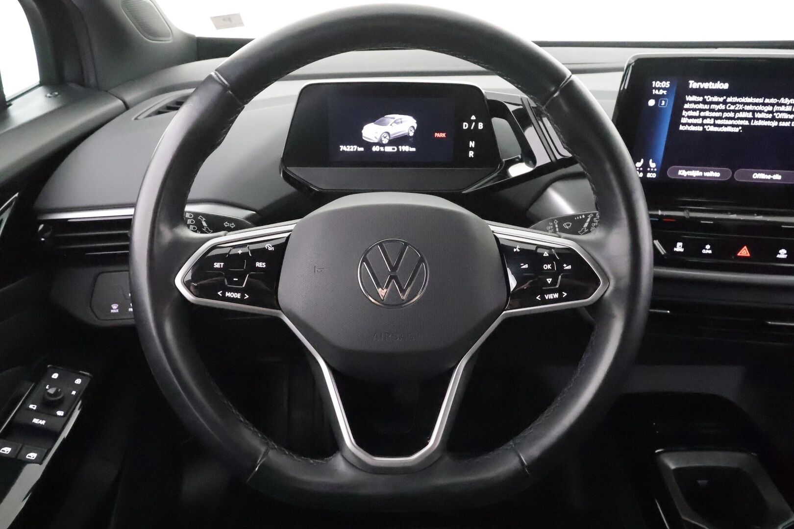 VOLKSWAGEN ID.4 2022 Pro Performance 150 kW * Koukku / ILP / ACC / LED / P.tutkat / Navi / Kaistavahti * - Akku kuntotarkastettu / Kahdet renkaat aluvanteilla / Merkkihuollot