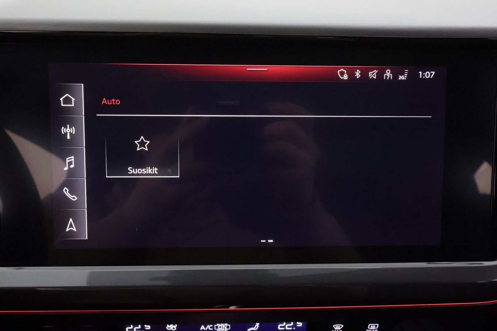 AUDI Q4 E-TRON 2022 50 E-Tron Quattro S-Line * ILP / Koukku / Panorama / P.kamera / HUD / ACC / Matrix / Sportpenkki Muistilla * - Sonos / Akku kuntotarkastettu / Merkkihuollot / Kahdet renkaat aluvanteilla / 2x Latauskaapelit