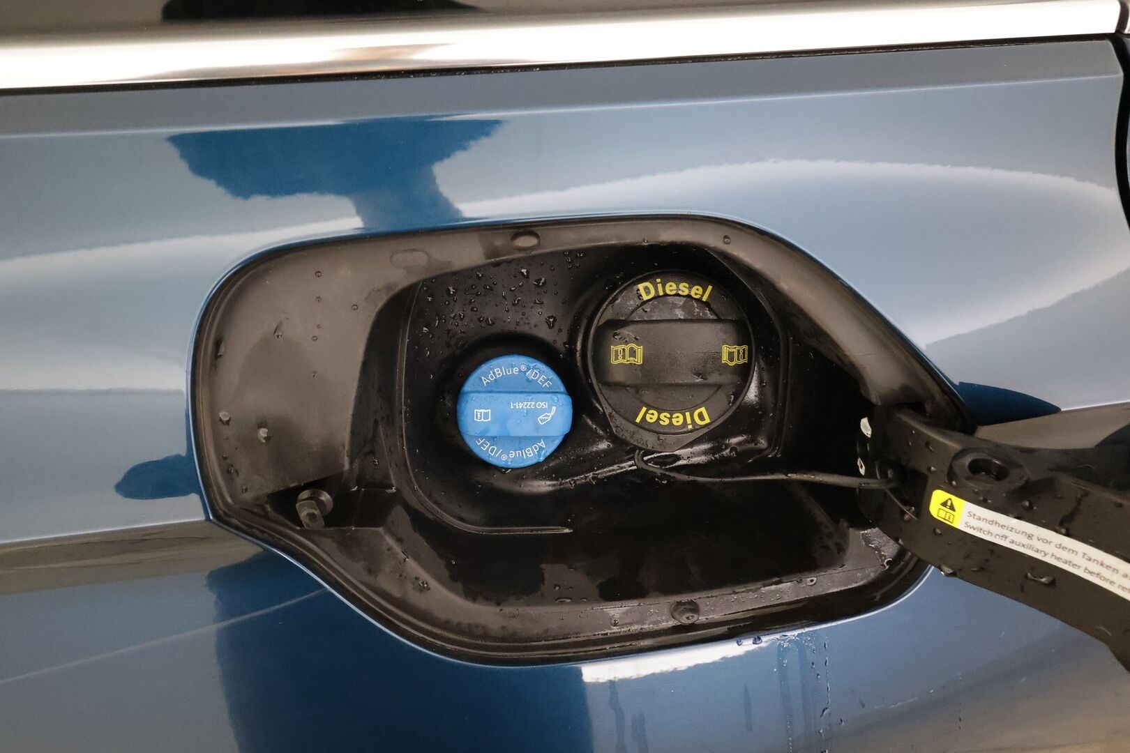 VOLKSWAGEN PASSAT 2023 Variant 2.0 TDi 147 kW DSG * ACC / Webasto / Sporttipenkki / Matrix-LED / P.Kamera / Apple&Android * - 1.Om Suomi-auto / Kahdet Renkaat