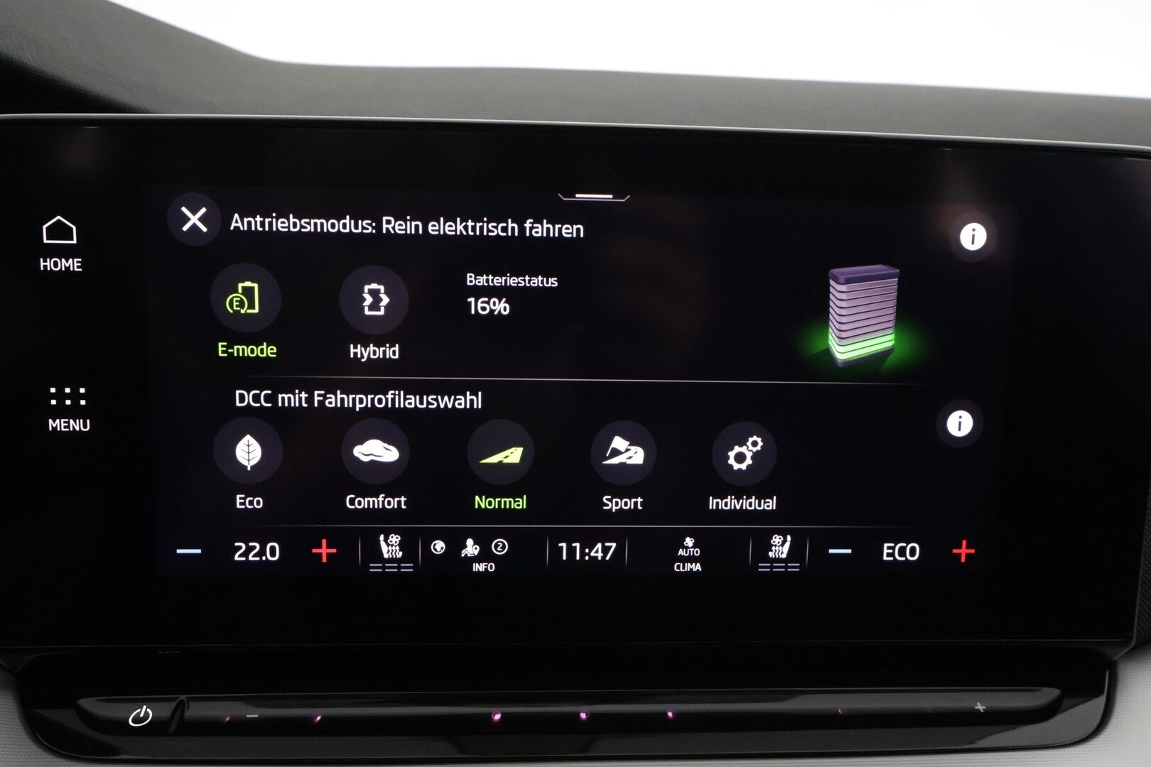SKODA OCTAVIA 2023 1.4 TSi iV Style DSG - | ACC | Webasto | Muistipenkit | P.kamera | Sporttinahat | Apple&Android | Merkkihuollettu | Akku kuntotarkastettu |