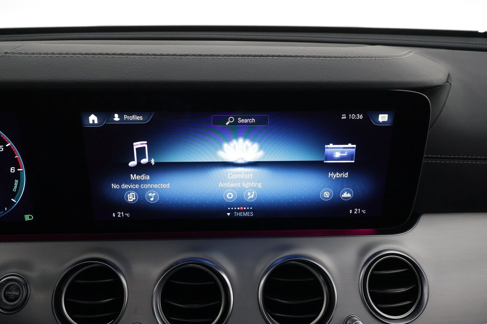 MERCEDES-BENZ E 2023 300de Business Avantgarde 4Matic T A * Distronic+ / P.kamera / Muistipenkit / Sähköluukku / KeylessGo / Widescreen / Nahat * - Akku kuntotarkastetu SoH 92,6% / Kahdet renkaat aluvanteilla / Merkkihuollettu