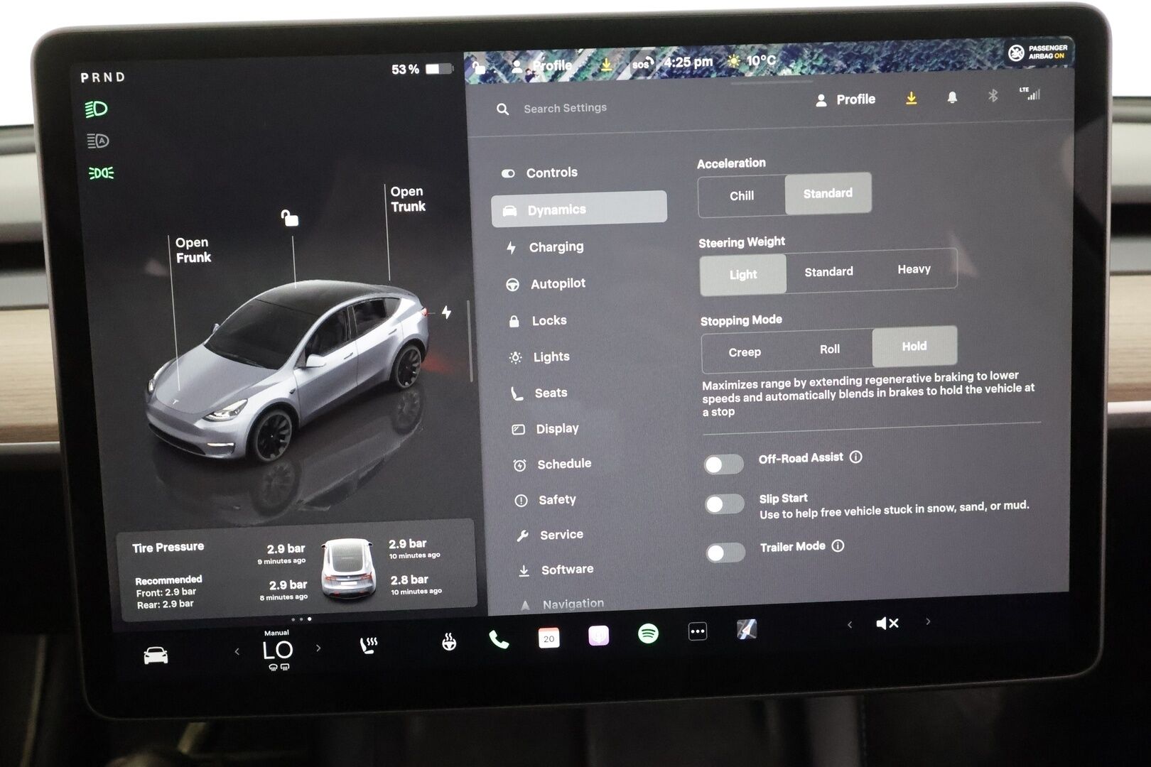 TESLA MODEL Y 2024 Long Range * Koukku / ILP / Lasikatto / ACC / Matrix-LED / P.Kamera / Muistipenkki / Premium Audio / Keyless * - Akku kuntotarkastettu SoH 95%
