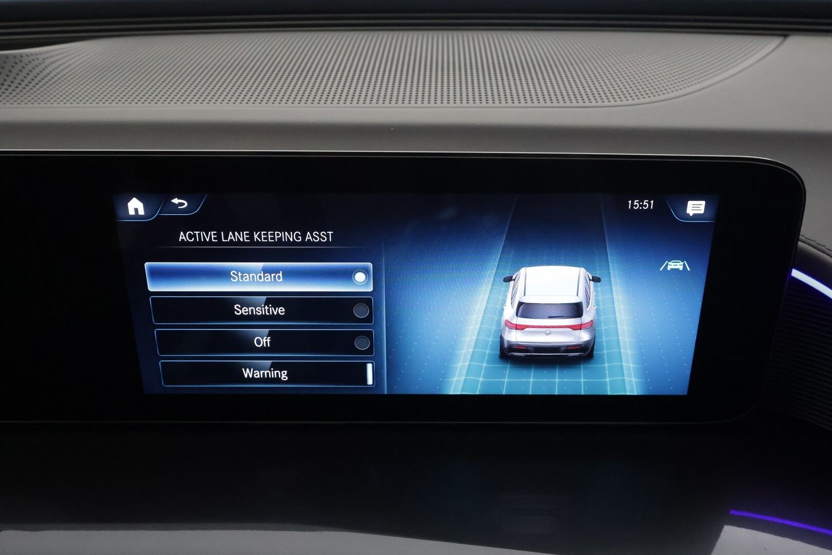 MERCEDES-BENZ EQC 2022 400 4Matic * Distronic+ / 360° / Muistipenkit / Lasikattoluukku / Multibeam / Keyless / Widescreen / Sähköluukku / Navi * - Akku kuntotarkastettu SoH 96,3% 