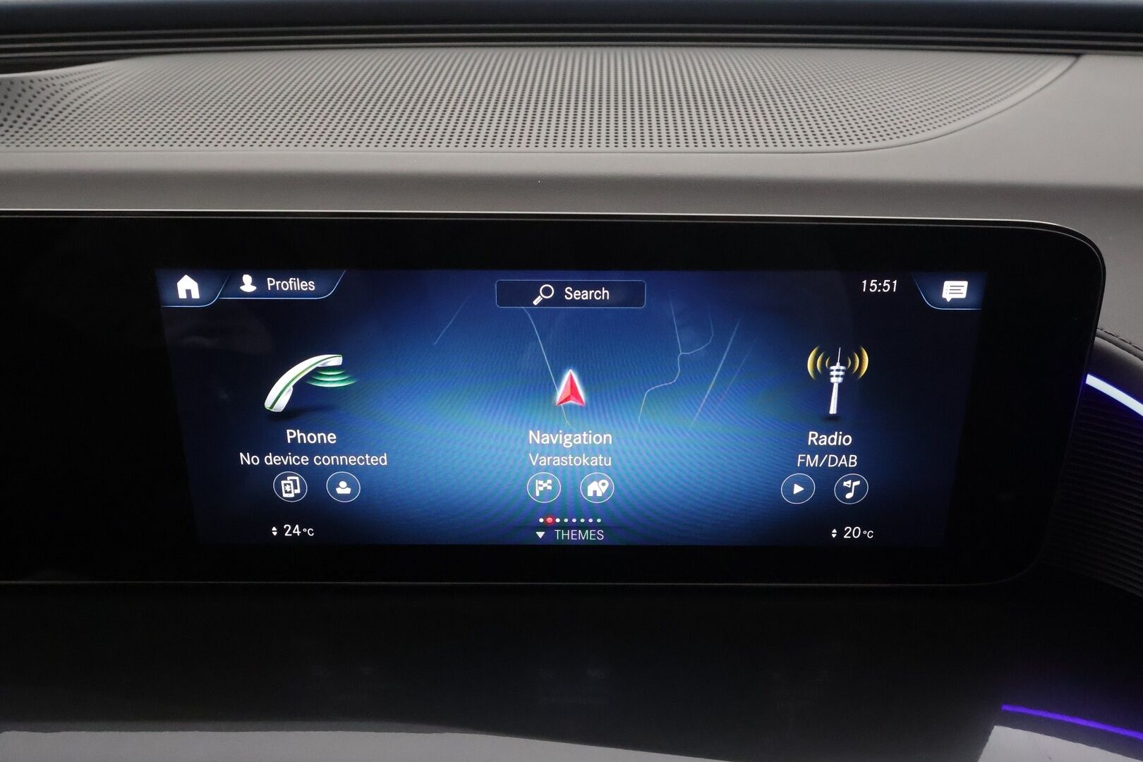 MERCEDES-BENZ EQC 2022 400 4Matic * Distronic+ / 360° / Muistipenkit / Lasikattoluukku / Multibeam / Keyless / Widescreen / Sähköluukku / Navi * - Akku kuntotarkastettu SoH 96,3% 