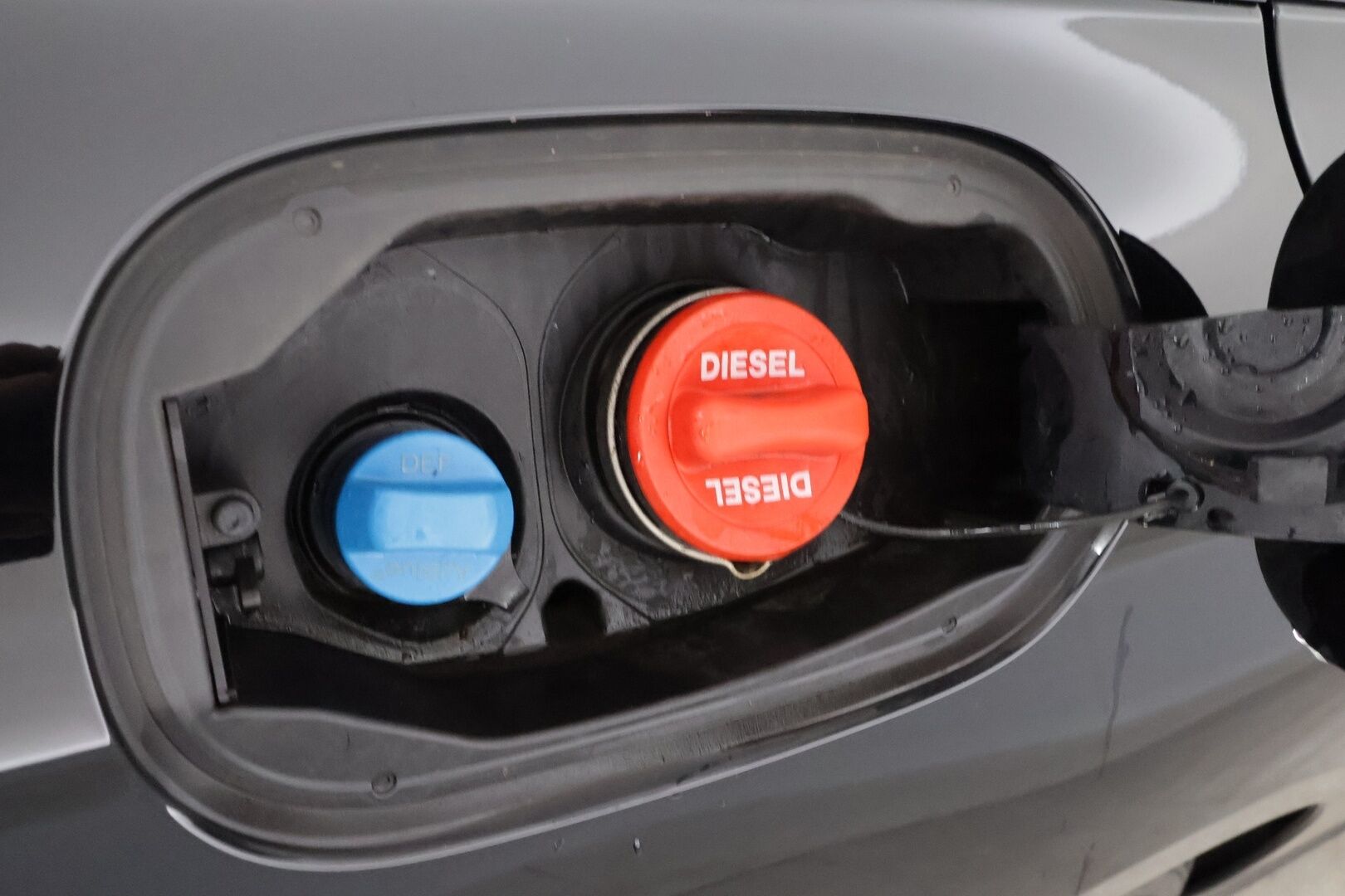 MERCEDES-BENZ E 2022 300 de 4MATIC AMG Premium Business *DTR+ / P.kamera / Koukku / Widescreen / Lasikattoluukku / Navi* - *Akku kuntotarkastettu / Kahdet renkaat aluvanteilla / Merkkihuollettu* - HULLUT AVAJAISHULINAT KORKOTARJOUS 3,29 %