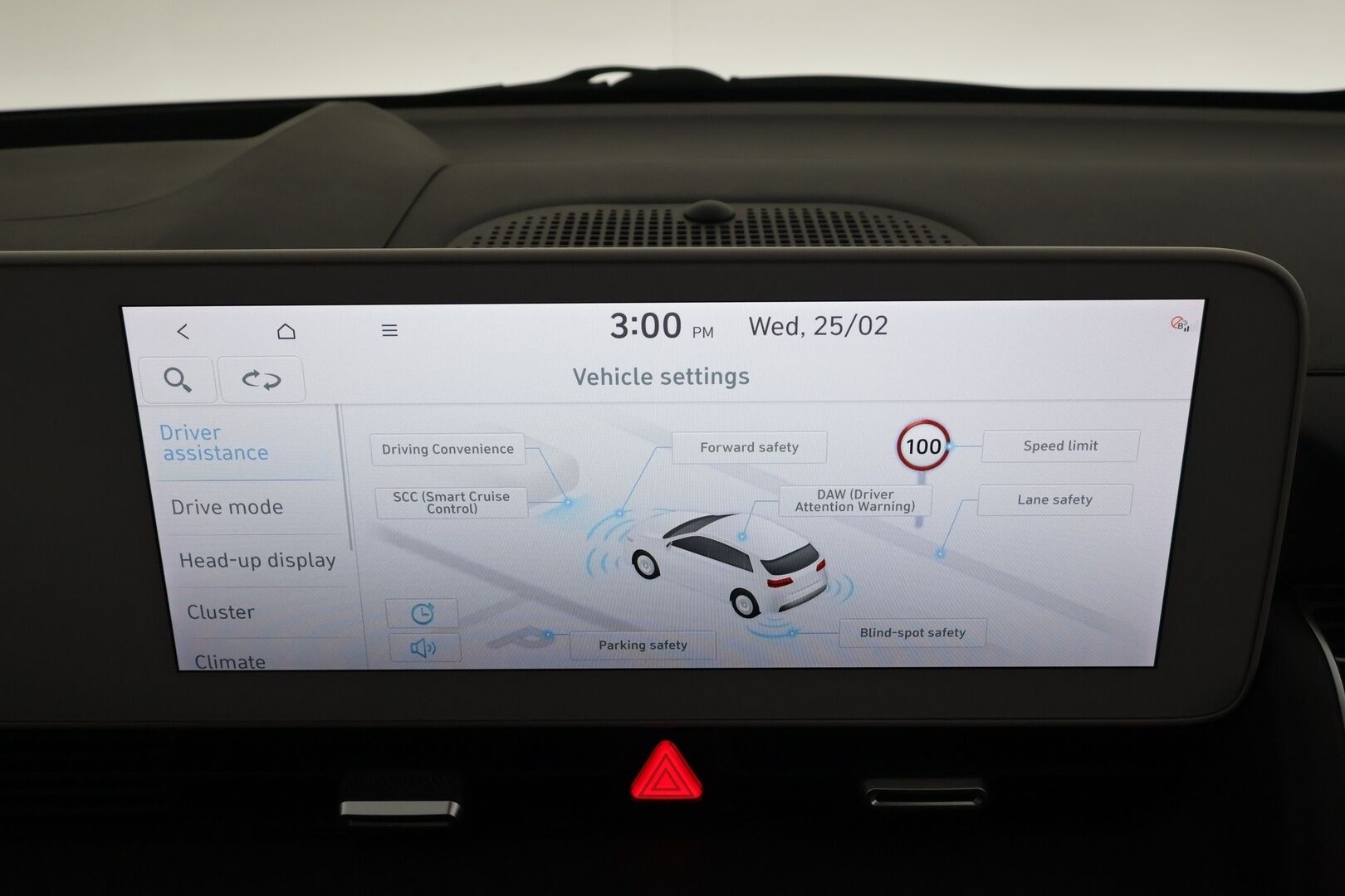 HYUNDAI IONIQ 5 2022 73 kWh 217 hv Premium * ACC / HUD / ILP / Ilmastoidut nahat / 360° / Bose / Keyless / Sähköluukku * - Kahdet renkaat aluvanteilla / Merkkihuollettu