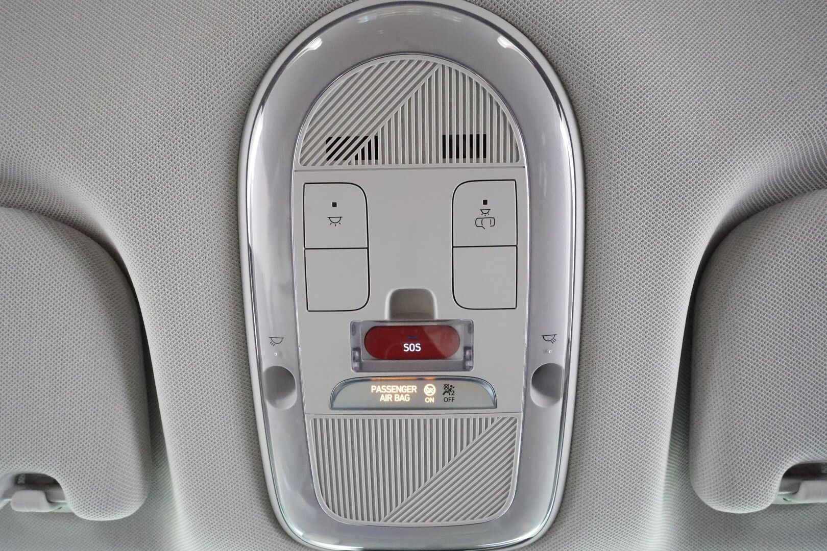 HYUNDAI IONIQ 5 2022 73 kWh 217 hv Premium * ACC / HUD / ILP / Ilmastoidut nahat / 360° / Bose / Keyless / Sähköluukku * - Kahdet renkaat aluvanteilla / Merkkihuollettu