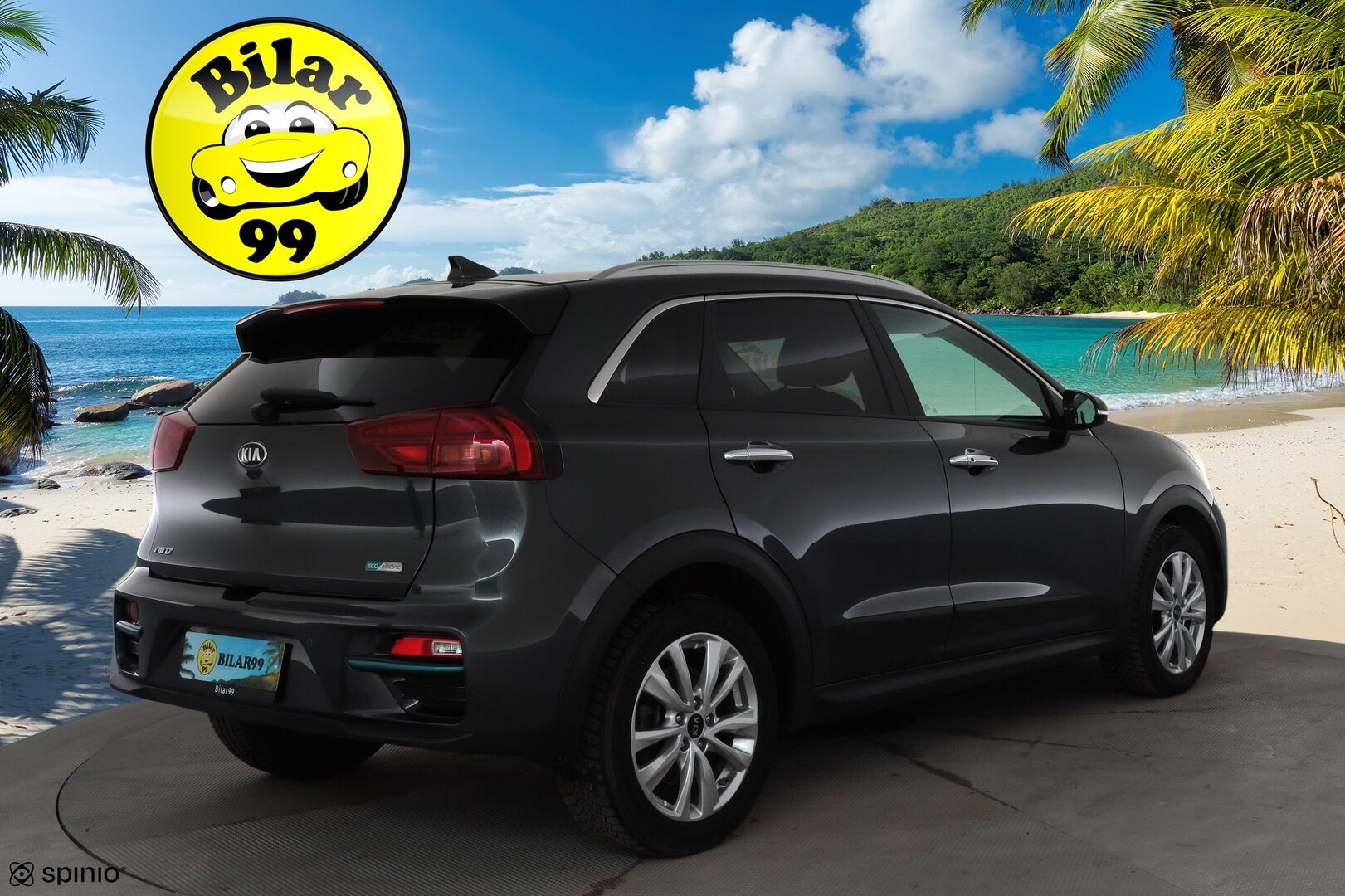 KIA NIRO 2021 64 kWh 204 hv * ACC / P.kamera / JBL / ILP / Puolinahat / Navi / LED / KeylessGo * - Kahdet renkaat aluvanteilla / Merkkihuollettu / Hyvät varusteet