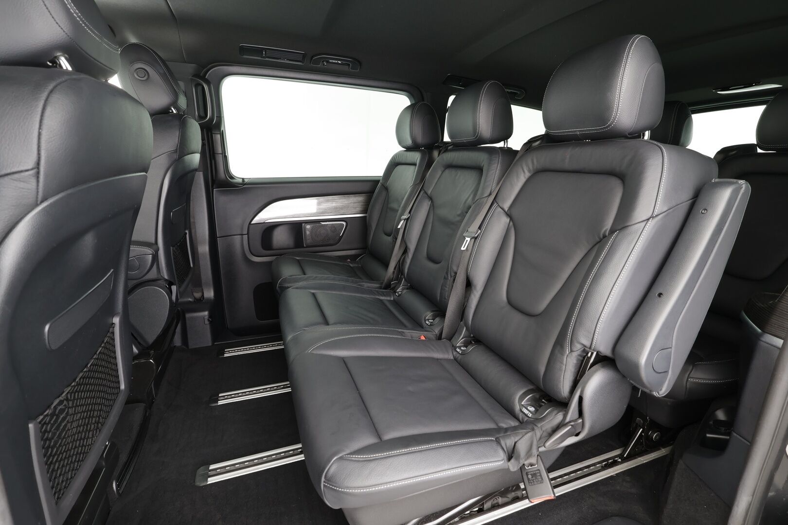 MERCEDES-BENZ EQV 2021 300e A2 Keskipitkä 8-hlö * Distronic / Burmester® / 360° / Tuuletetut täysnahat / BLIS / Sähkö-ovet  / Sähkökontti / ILS-LED / Navi * - Supervarusteet / Akku kuntotarkastettu SOH 96 % / Merkkihuollettu - HULLUT AVAJAISHULINAT KORKOTARJOUS 3,29 %