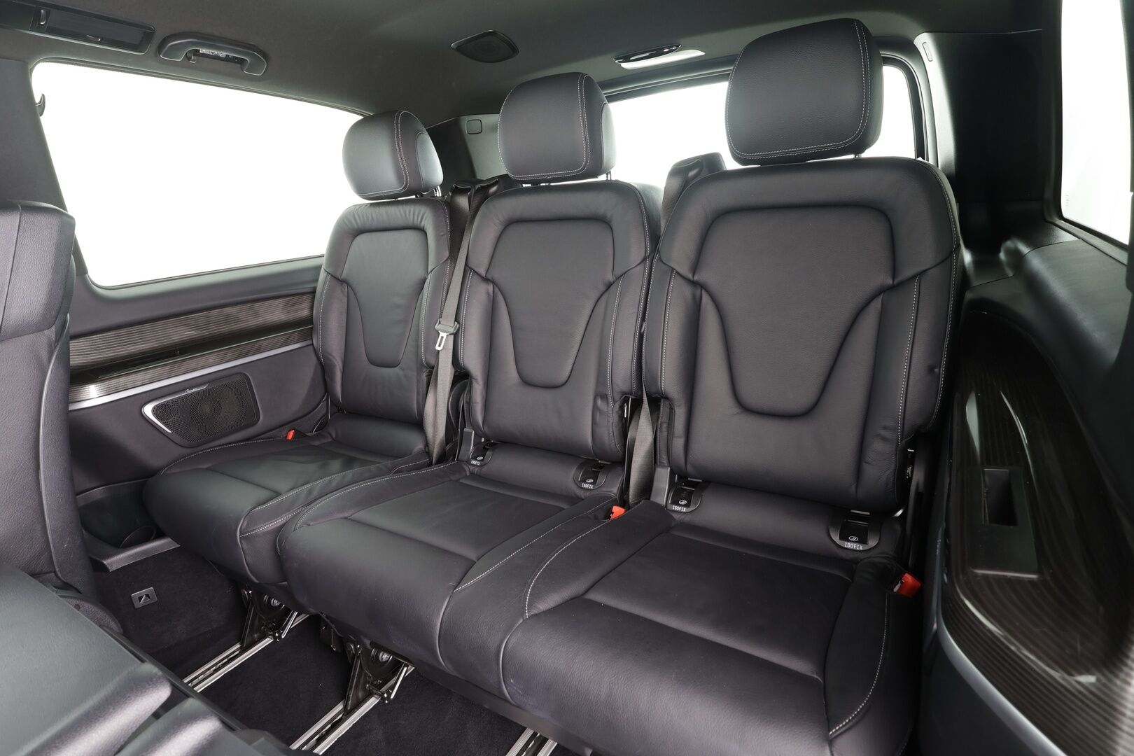 MERCEDES-BENZ EQV 2021 300e A2 Keskipitkä 8-hlö * Distronic / Burmester® / 360° / Tuuletetut täysnahat / BLIS / Sähkö-ovet  / Sähkökontti / ILS-LED / Navi * - Supervarusteet / Akku kuntotarkastettu SOH 96 % / Merkkihuollettu - HULLUT AVAJAISHULINAT KORKOTARJOUS 3,29 %