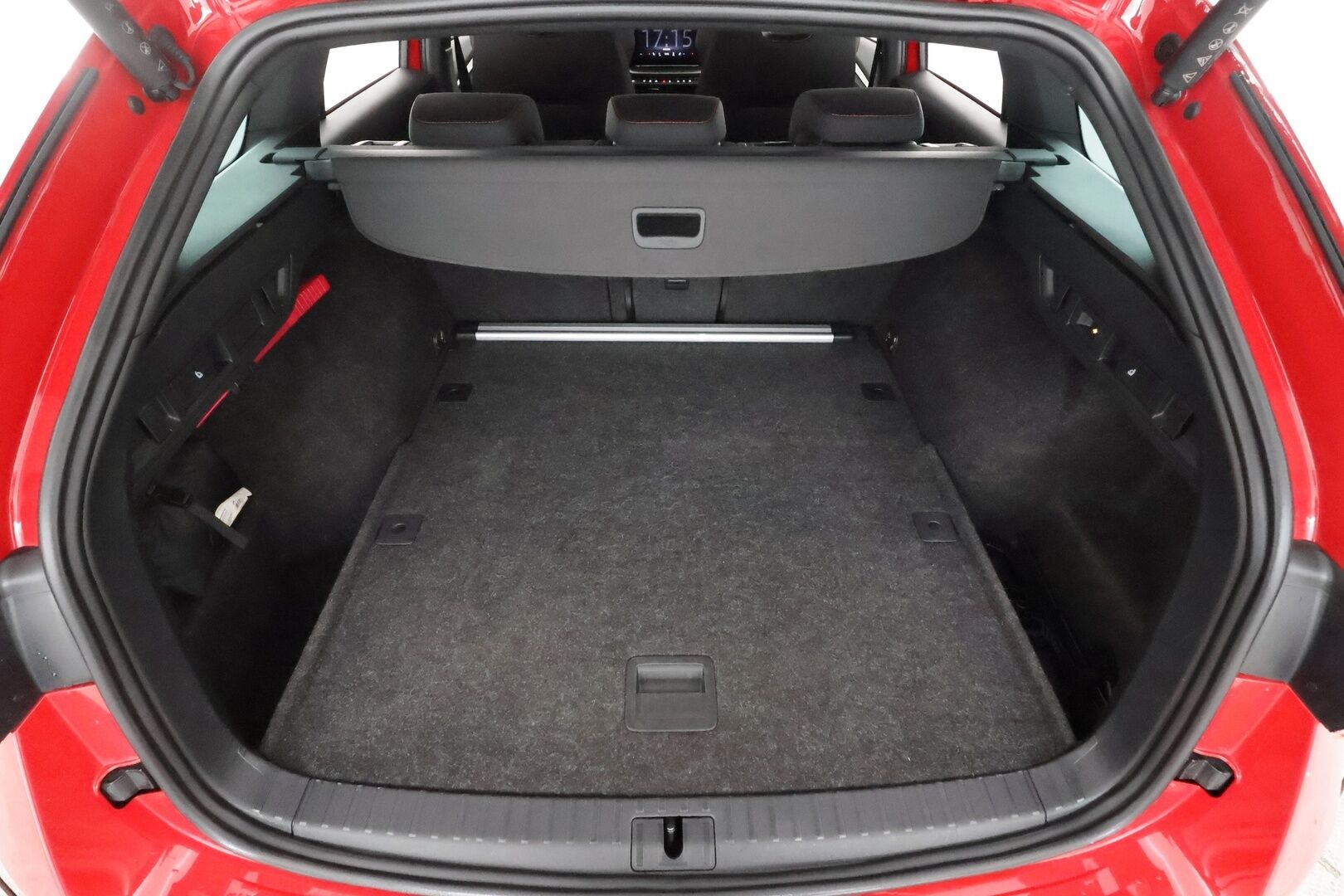 SKODA OCTAVIA 2022 Combi RS 4x4 2.0 TDI 147kW * ACC / HUD / P.kamera / Webasto / Matrix LED / Koukku / Keyless / Navi * - Merkkihuollettu