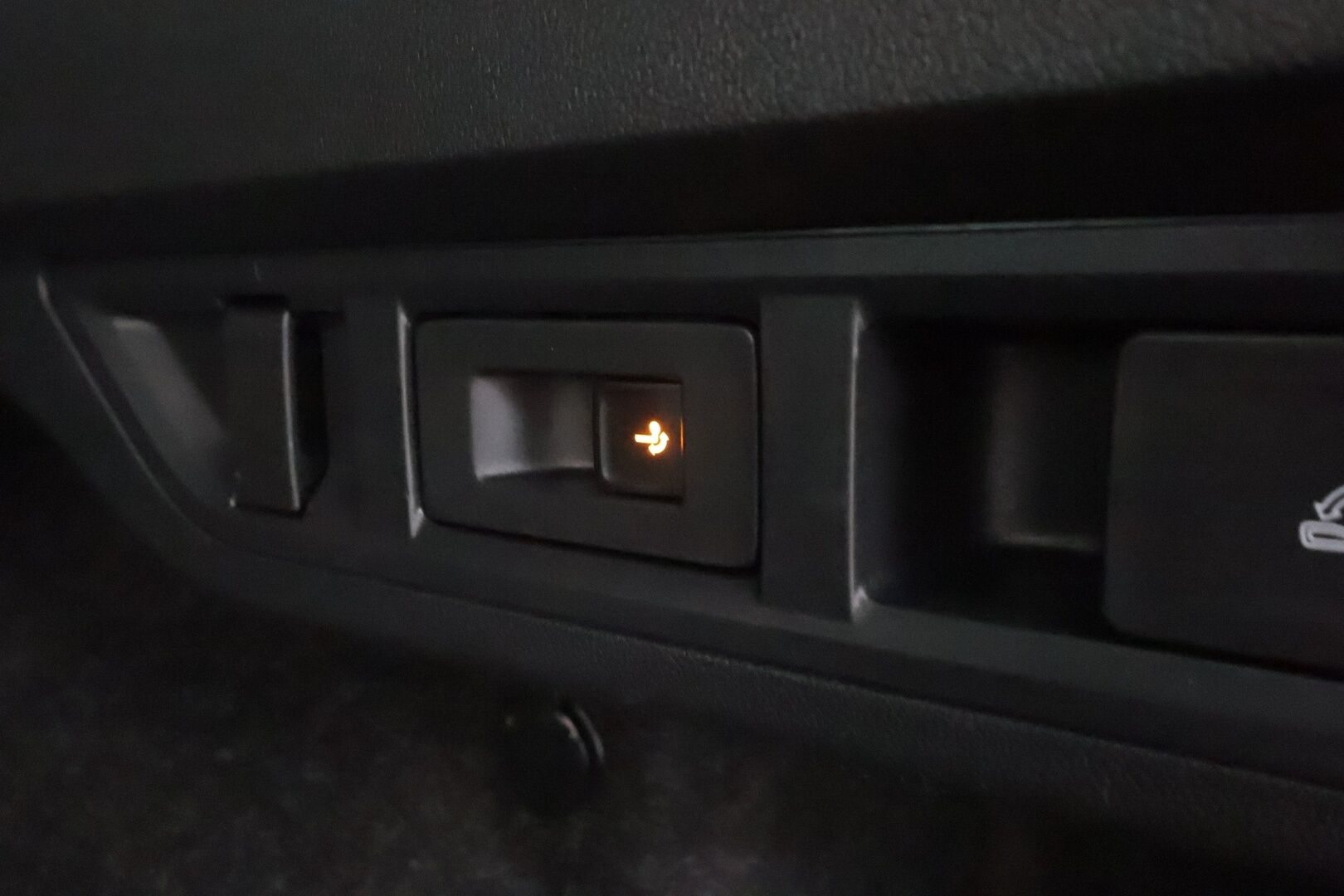 SKODA OCTAVIA 2022 Combi RS 4x4 2.0 TDI 147kW * ACC / HUD / P.kamera / Webasto / Matrix LED / Koukku / Keyless / Navi * - Merkkihuollettu