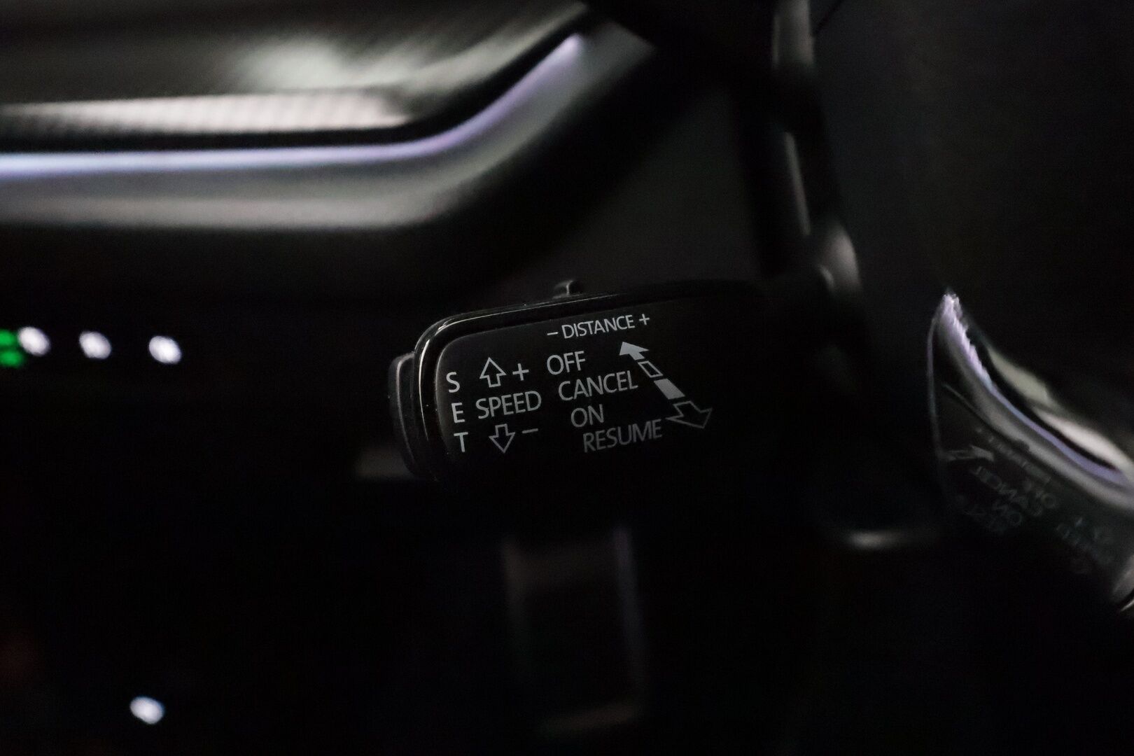 SKODA OCTAVIA 2022 Combi RS 4x4 2.0 TDI 147kW * ACC / HUD / P.kamera / Webasto / Matrix LED / Koukku / Keyless / Navi * - Merkkihuollettu