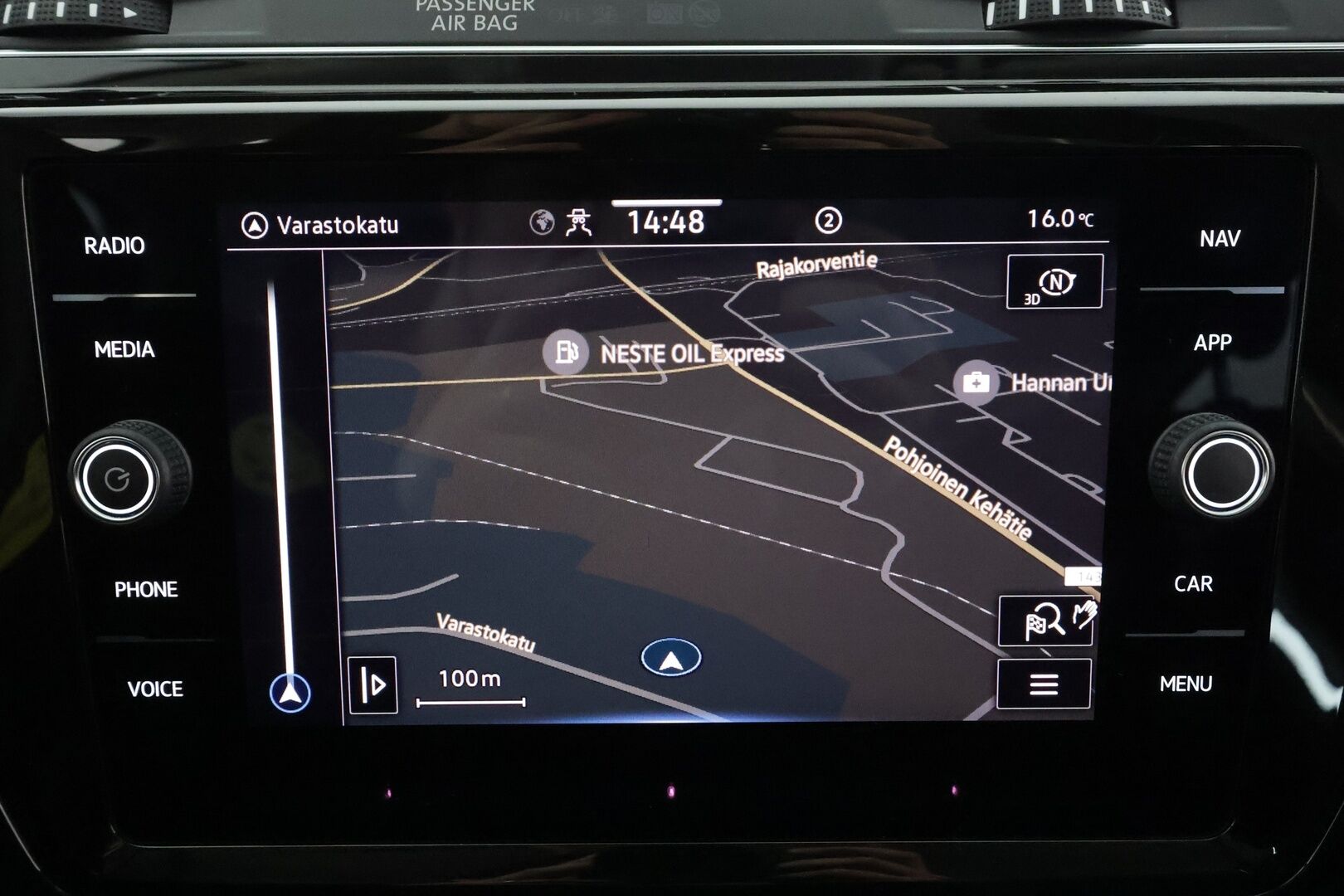 VOLKSWAGEN TOURAN 2023 Highline 2.0 TDI 110kW DSG 7-P * ACC / P.kamera / Adap.LED / Koukku / Webasto / Navi / Hierovat penkit * - Merkkihuollettu