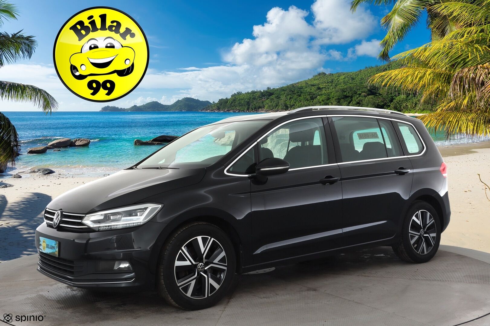 VOLKSWAGEN TOURAN 2023 Highline 2.0 TDI 110kW DSG 7-P * ACC / P.kamera / Adap.LED / Koukku / Webasto / Navi / Hierovat penkit * - Merkkihuollettu