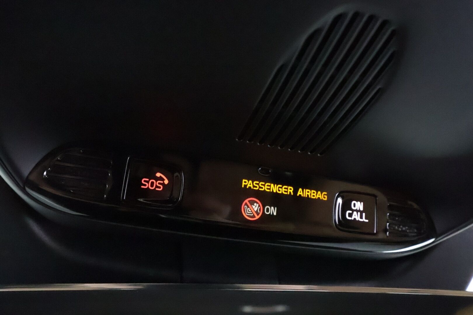 Volvo V90 CROSS COUNTRY 2019 D4 AWD Plus * ACC / P.kamera / Koukku / Webasto / Muistipenkki / Ruskeat nahat / Sähköluukku *