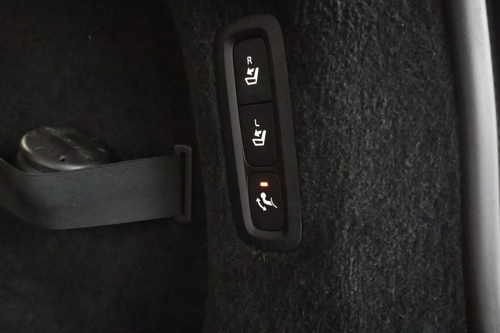 Volvo V90 CROSS COUNTRY 2019 D4 AWD Plus * ACC / P.kamera / Koukku / Webasto / Muistipenkki / Ruskeat nahat / Sähköluukku *