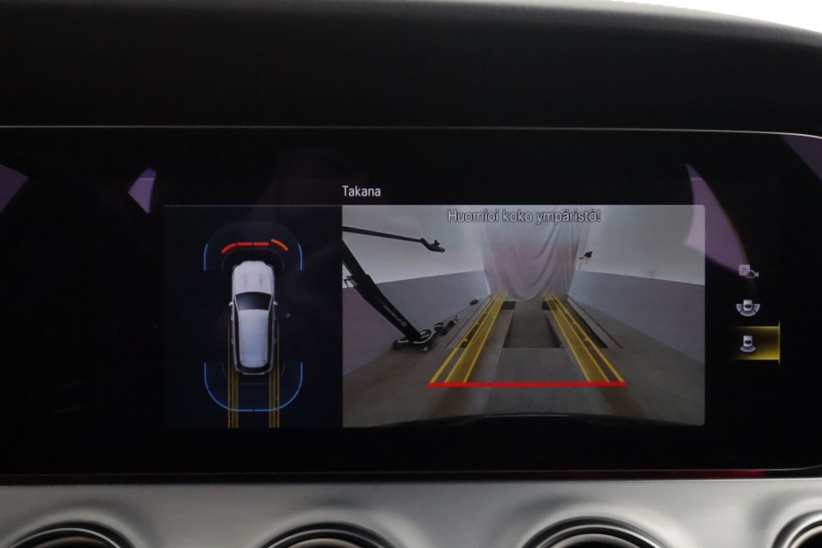 MERCEDES-BENZ E 2023 300 de 4Matic T AMG * Distronic+ / P.kamera / Ilmastoidut nahat / Keyless / Widescreen / Sähköluukku / Navi * - Merkkihuollettu