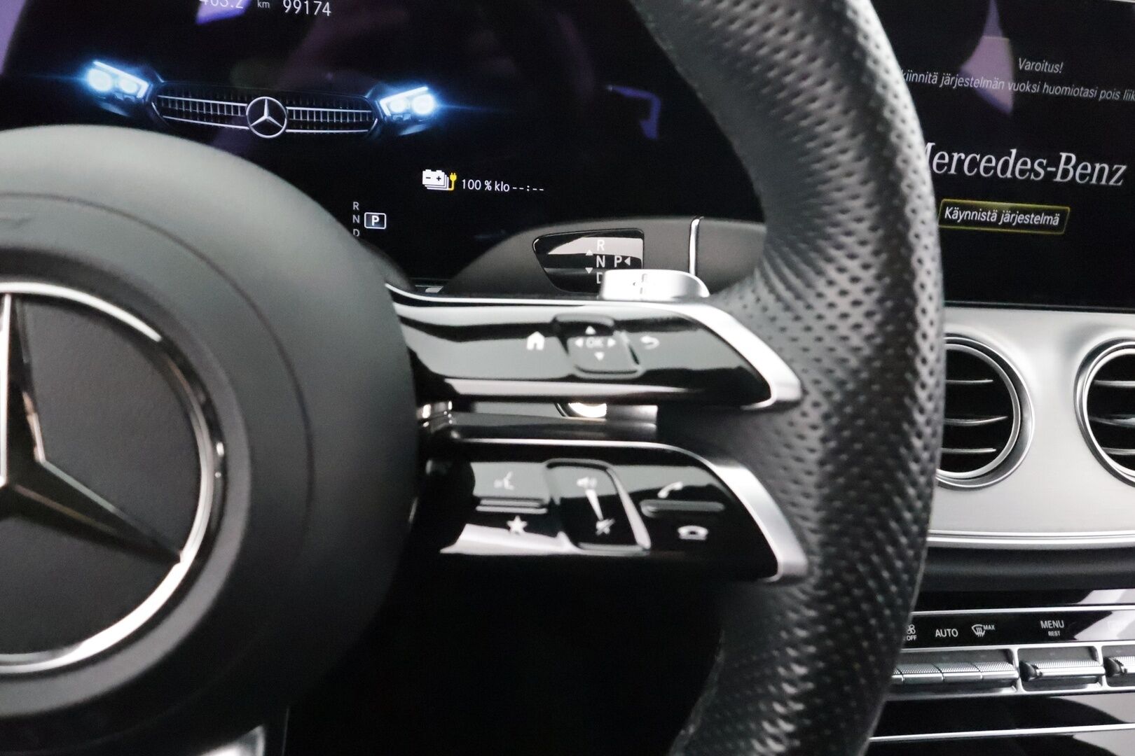 MERCEDES-BENZ E 2023 300 de 4Matic T AMG * Distronic+ / P.kamera / Ilmastoidut nahat / Keyless / Widescreen / Sähköluukku / Navi * - Merkkihuollettu