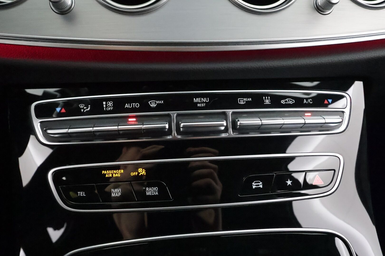 MERCEDES-BENZ E 2023 300 de 4Matic T AMG * Distronic+ / P.kamera / Ilmastoidut nahat / Keyless / Widescreen / Sähköluukku / Navi * - Merkkihuollettu / ALV - HULLUT AVAJAISHULINAT KORKOTARJOUS 3,29 %