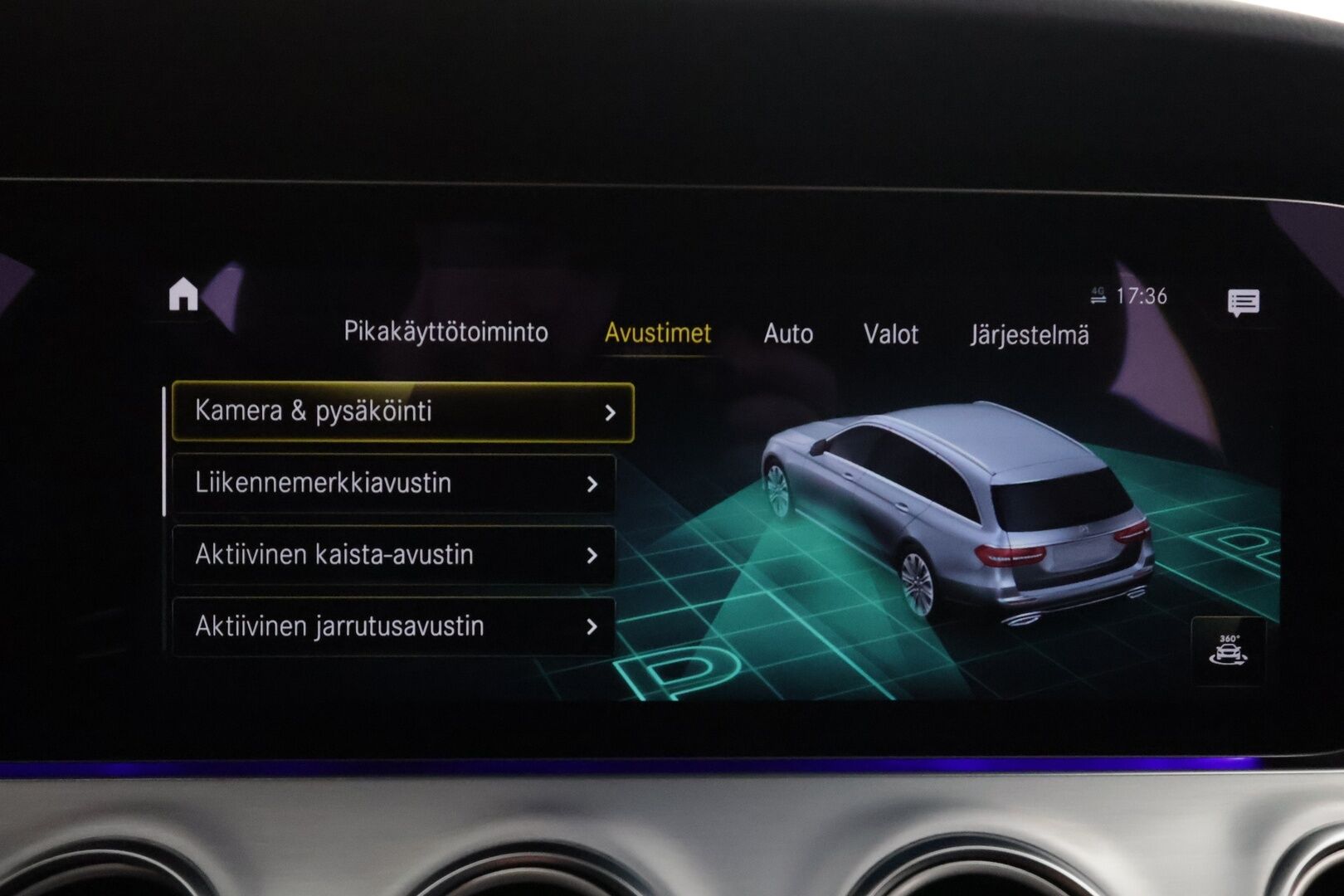 MERCEDES-BENZ E 2023 300 de 4Matic T AMG * Distronic+ / P.kamera / Ilmastoidut nahat / Keyless / Widescreen / Sähköluukku / Navi * - Merkkihuollettu