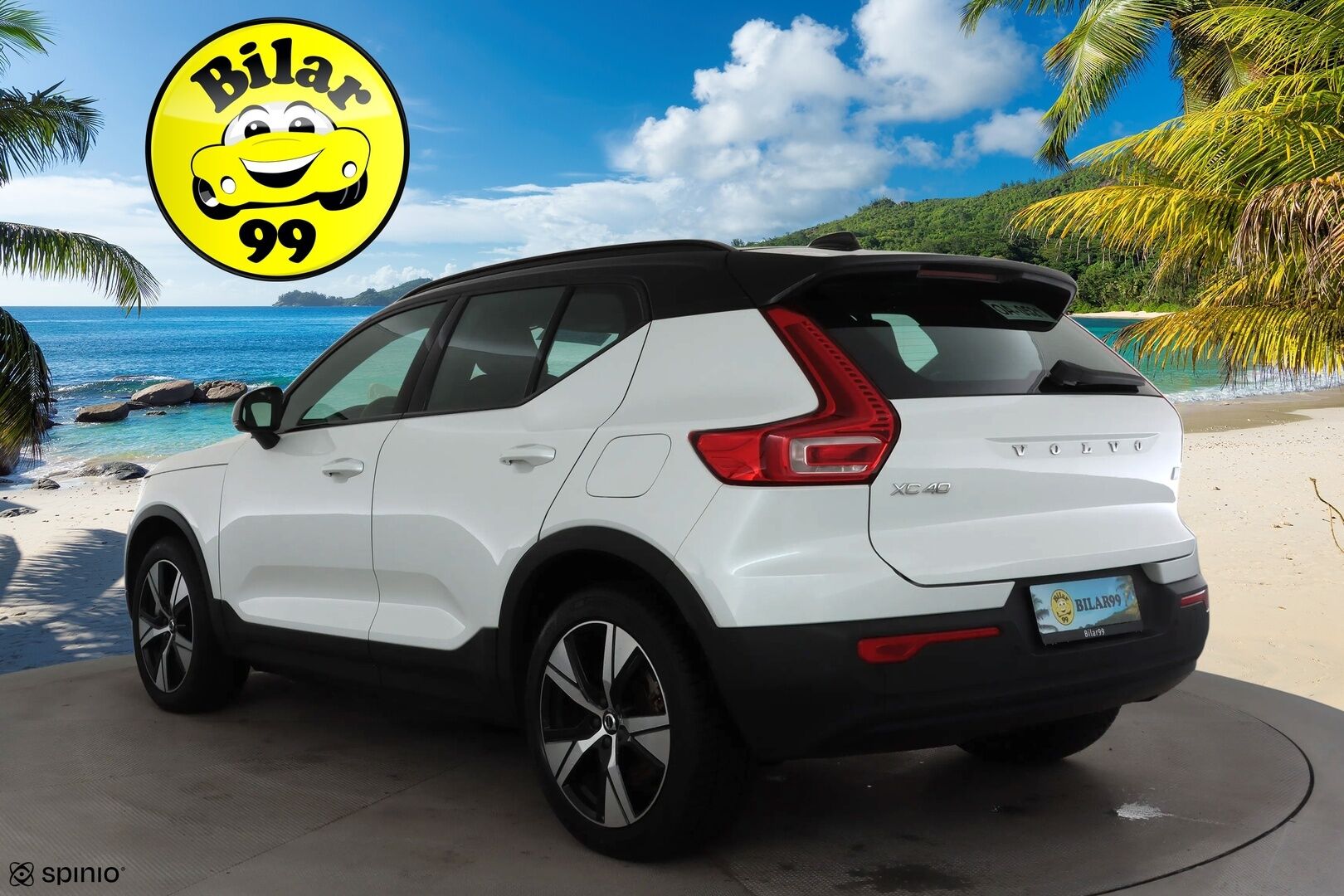 Volvo XC40 2021 P8 AWD R-Design * ACC / P.kamera / ILP / BLIS / Puolinahat / Sähköluukku / Keyless / Navi / LED * - Lämpöpumppu / Akku kuntotarkastettu / Cross Traffic Alert 