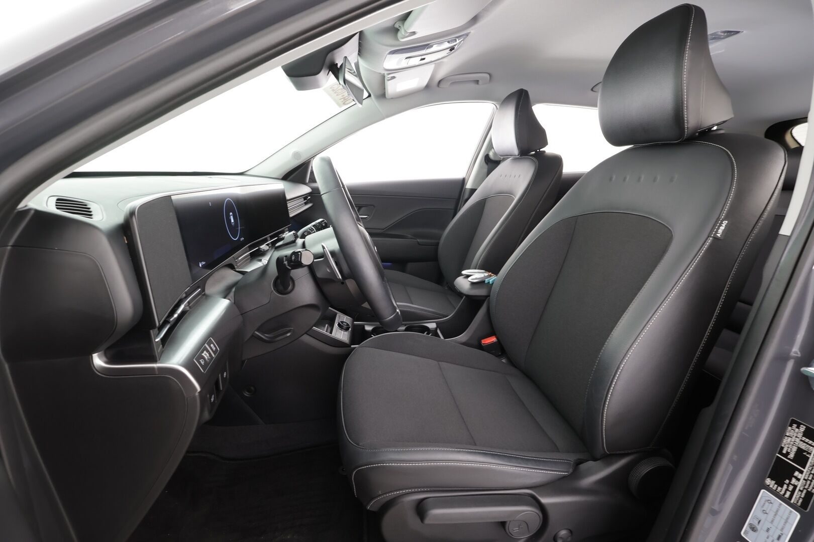 HYUNDAI KONA 2024 Electric 65 kWh 217 hv Style * ACC / 360° / ILP / Sähkökontti / LED / Navi / Keyless * - Merkkihuollettu