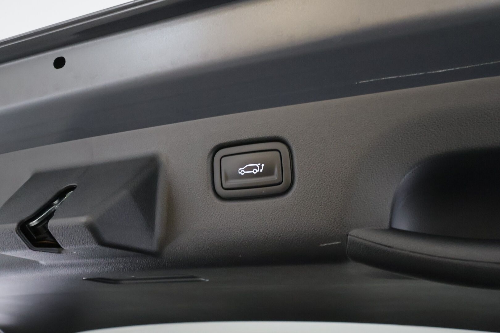 HYUNDAI KONA 2024 Electric 65 kWh 217 hv Style * ACC / 360° / ILP / Sähkökontti / LED / Navi / Keyless * - Merkkihuollettu