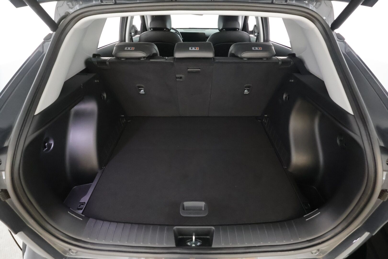 HYUNDAI KONA 2024 Electric 65 kWh 217 hv Style * ACC / 360° / ILP / Sähkökontti / LED / Navi / Keyless * - Merkkihuollettu