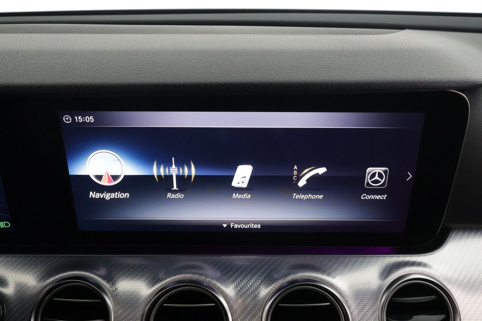 MERCEDES-BENZ E 2018 220 d 4Matic A All-Terrain * Webasto / Burmester / Panorama / 360° / Koukku / Multibeam / Widescreen / HUD / Airmatic * - Hieno All-terrain Huippukamoilla! Ilma-Alusta! - HULLUT AVAJAISHULINAT KORKOTARJOUS 3,29 %