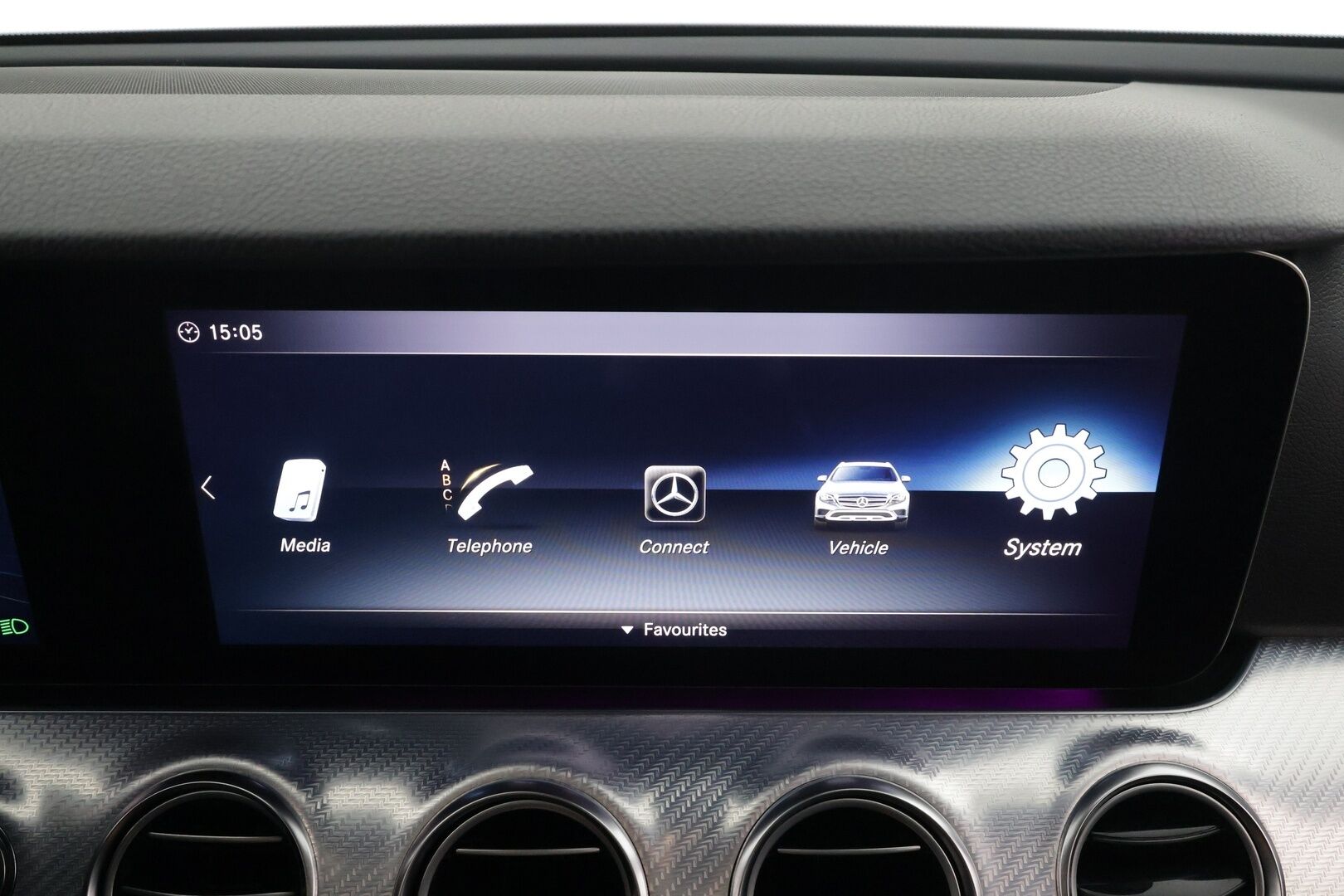 MERCEDES-BENZ E 2018 220 d 4Matic A All-Terrain * Webasto / Burmester / Panorama / 360° / Koukku / Multibeam / Widescreen / HUD / Airmatic * - Hieno All-terrain Huippukamoilla! Ilma-Alusta! - HULLUT AVAJAISHULINAT KORKOTARJOUS 3,29 %