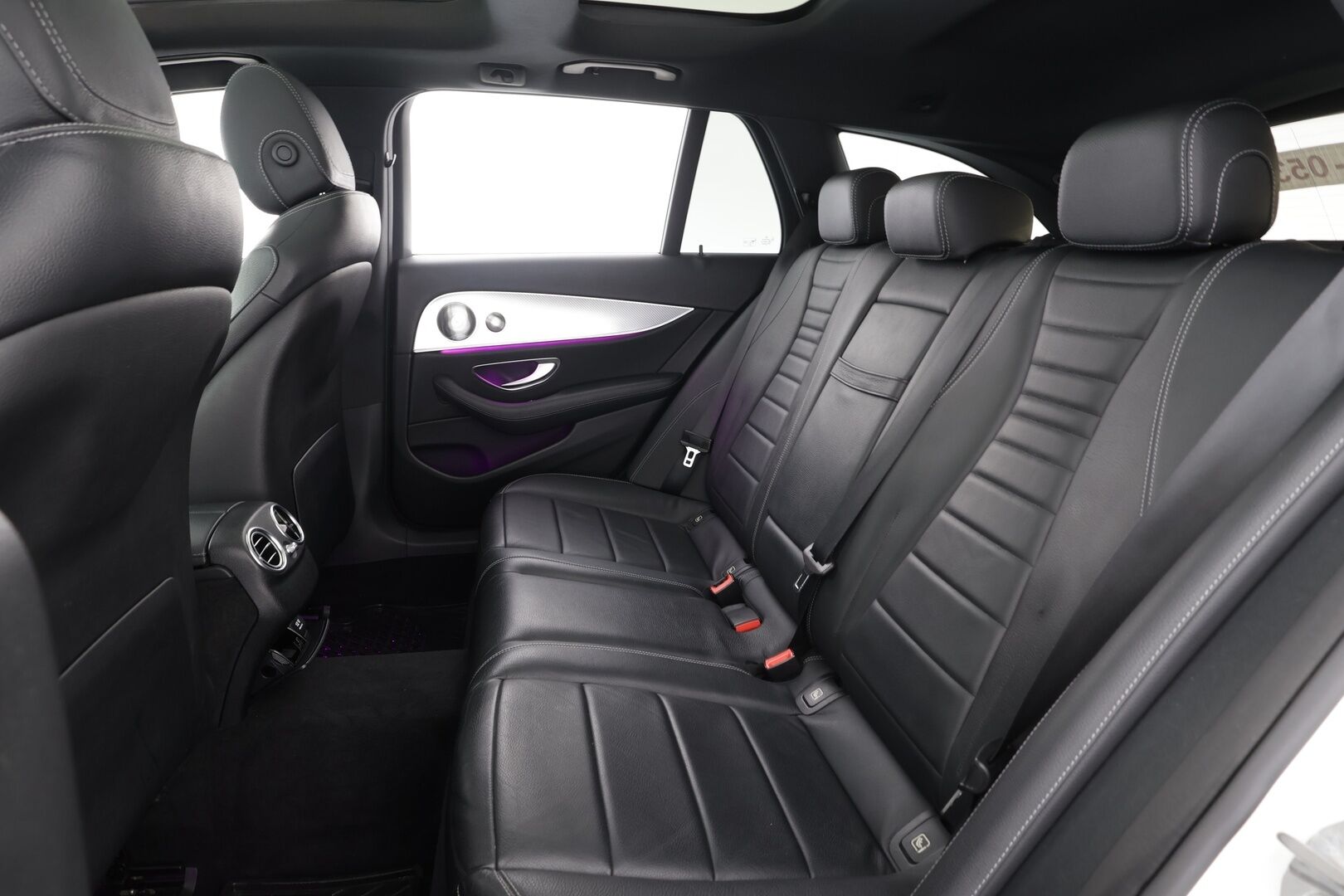 MERCEDES-BENZ E 2018 220 d 4Matic A All-Terrain * Burmester / Panorama / 360° / Koukku / Multibeam / Widescreen / Webasto / HUD / Airmatic * - Huippuvarusteet