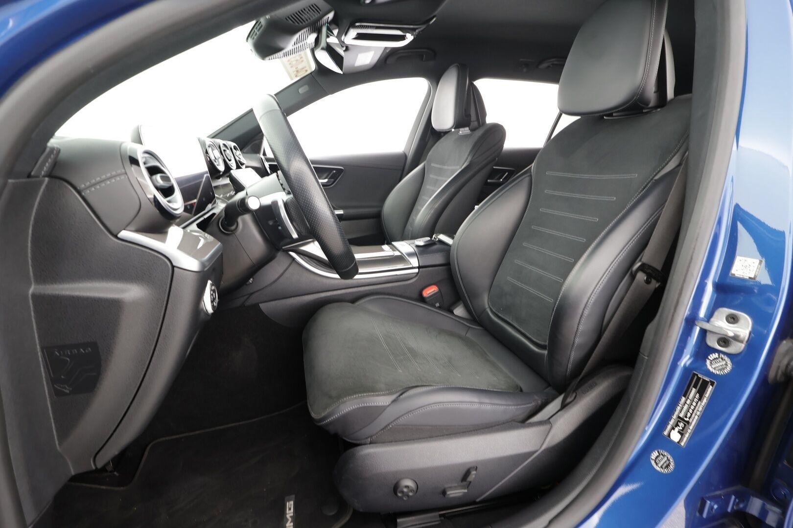 MERCEDES-BENZ C 2023 300e AMG * Distronic+ / HUD / Midline / P.kamera / IHC / Koukku / Navi / Sporttipenkit / Sähköluukku / Night-paketti * - KATSO MIHIN RAHAAN Facelift! / SOH 95.9% / Viimeisin huolto 72tkm! - HULLUT AVAJAISHULINAT KORKOTARJOUS 3,29 %