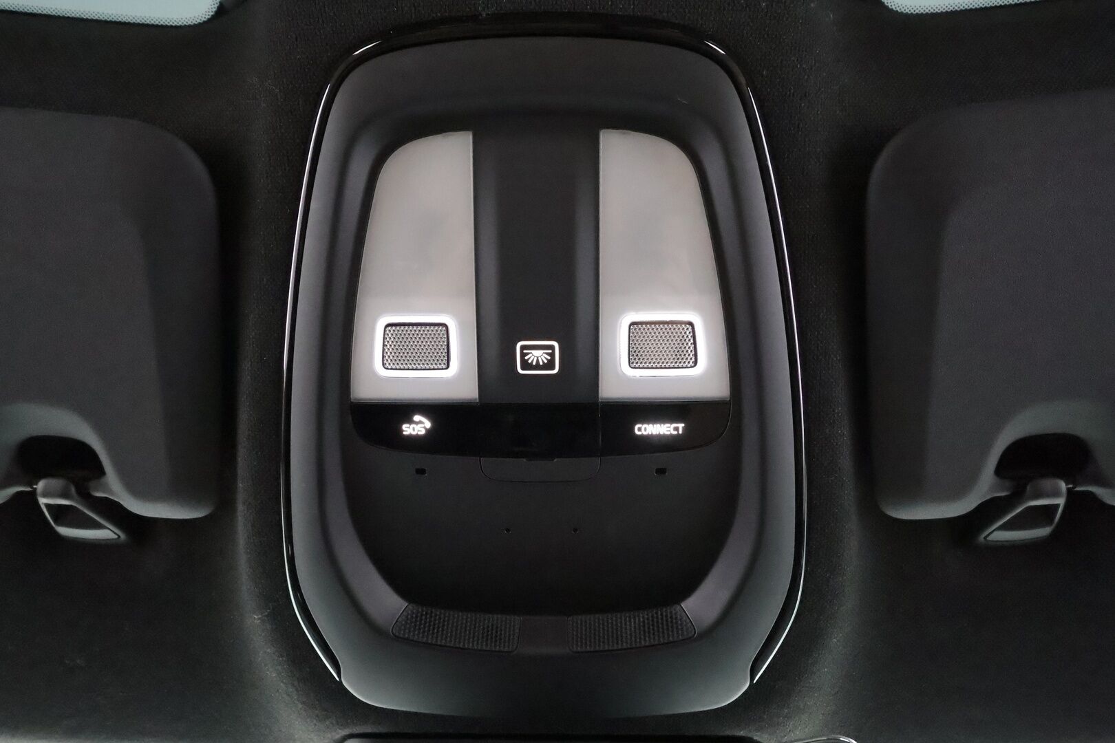 POLESTAR 2 2022 Dual Motor 78 kWh * Pilot plus / ILP / PIxel-LED / 360-Kamera / Harman/Kardon / Muistipenkki * - Kahdet Renkaat / 2x Lataus